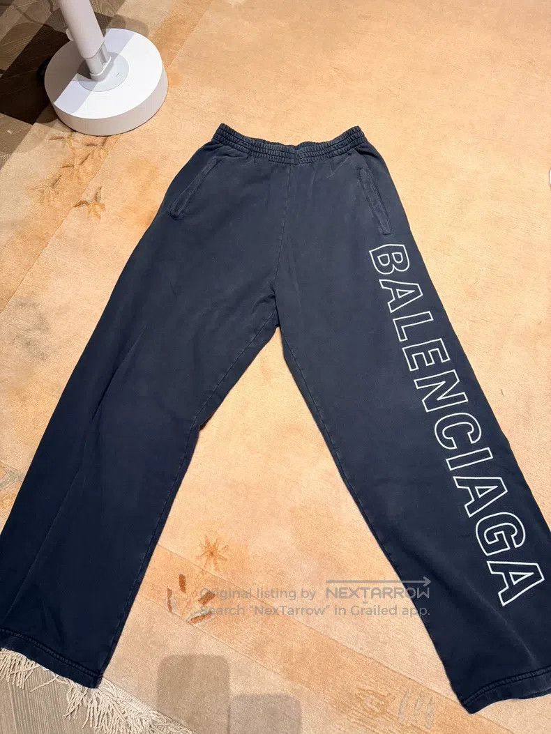 Balenciaga Balenciaga size S Embroidered Black Sports Pants Size US 27 - 1 Thumbnail