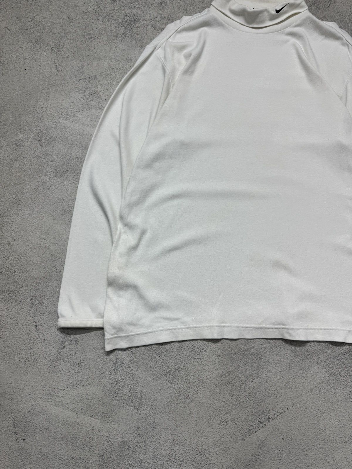Nike Vintage Y2K Nike Long Sleeve Mini Swoosh 90’s Size US L / EU 52-54 / 3 - 8 Thumbnail