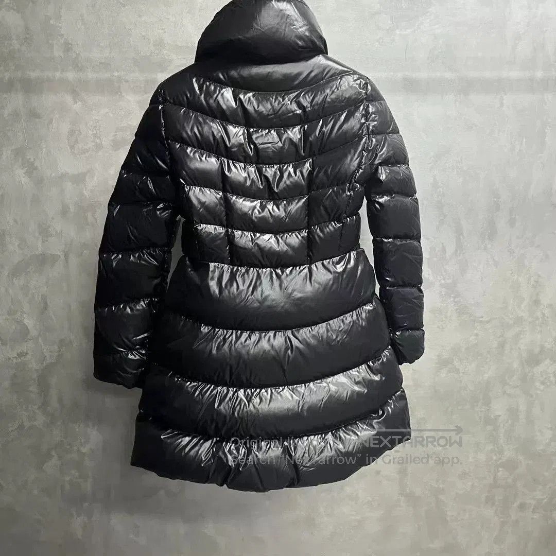 Moncler Moncler Black Striped Fitted Waist Down Jacket. Size M / US 6-8 / IT 42-44 - 2 Thumbnail