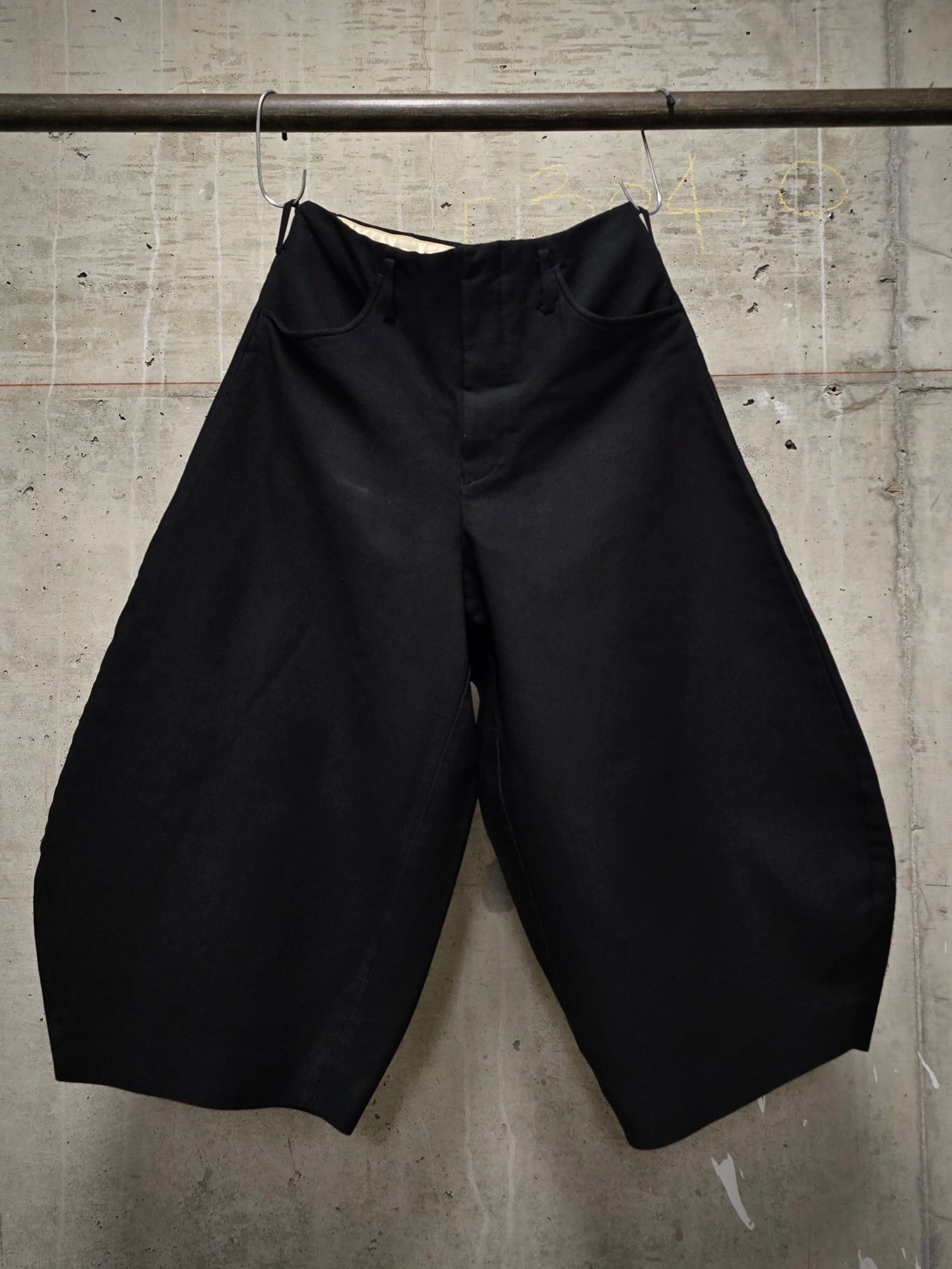 Comme des Garcons COMME des GARÇONS Garment-Dyed Poly Shorts Size US 28 / EU 44 - 1 Thumbnail