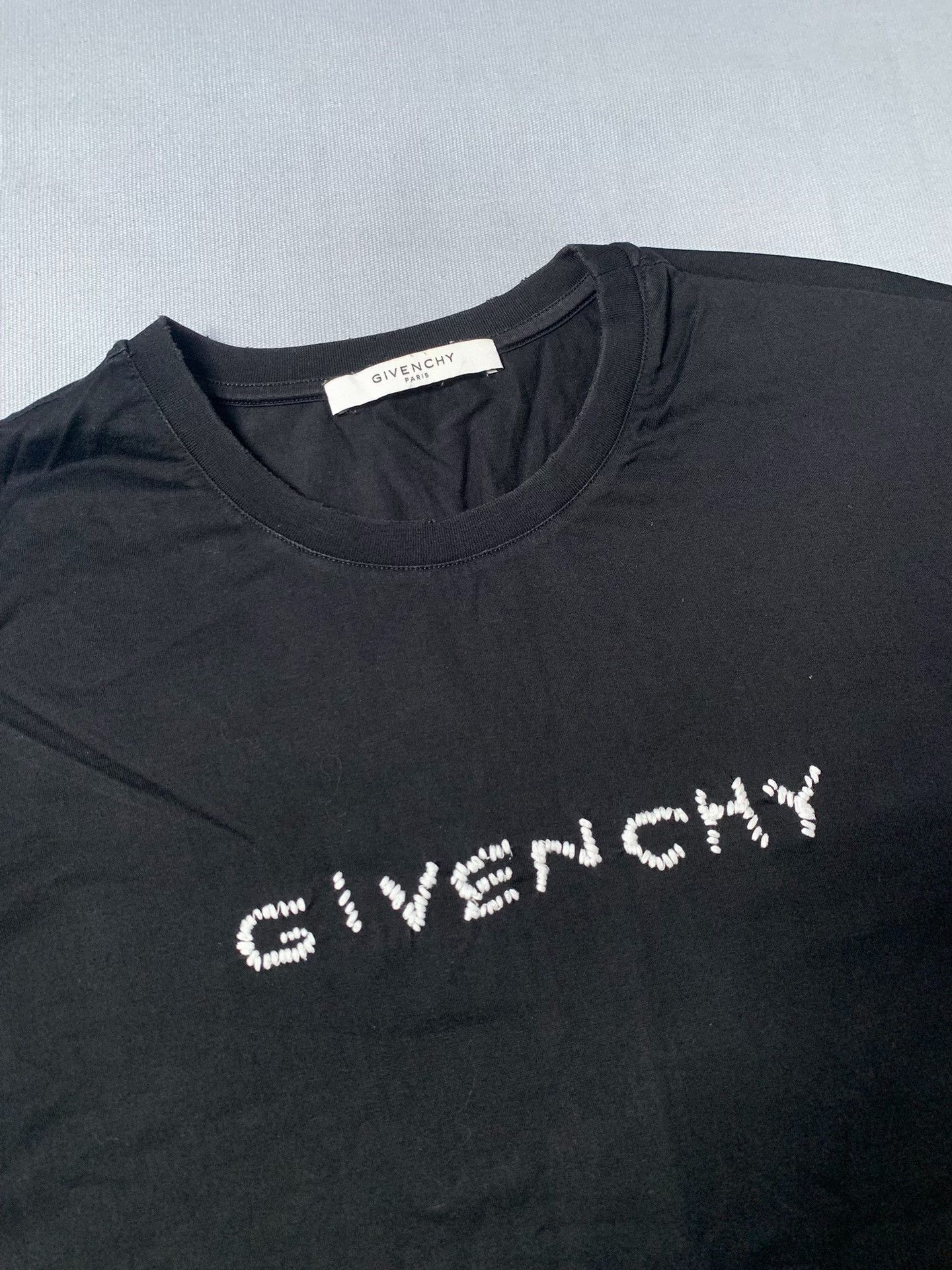 Givenchy Givenchy Irregular Embroidery Distressed Tee Size US XL / EU 56 / 4 - 1 Thumbnail
