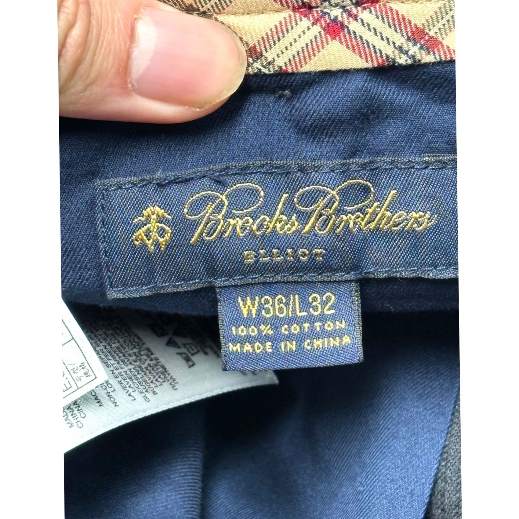 Brooks Brothers Brooks Brothers Elliot Corduroy Pants Mens 36x32 Navy Blue Pleated Cuffed Cotton Dress Pants Slashed Pocket Button Zipper Relaxed Straight Sailor? Size US 36 / EU 52 - 5 Thumbnail