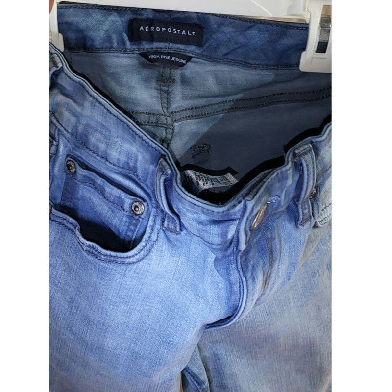 Aeropostale Aeropostale High Rise Light Blue Wash Denim Jeggings Size 8 Size 30" / US 8 / IT 44 - 3 Thumbnail