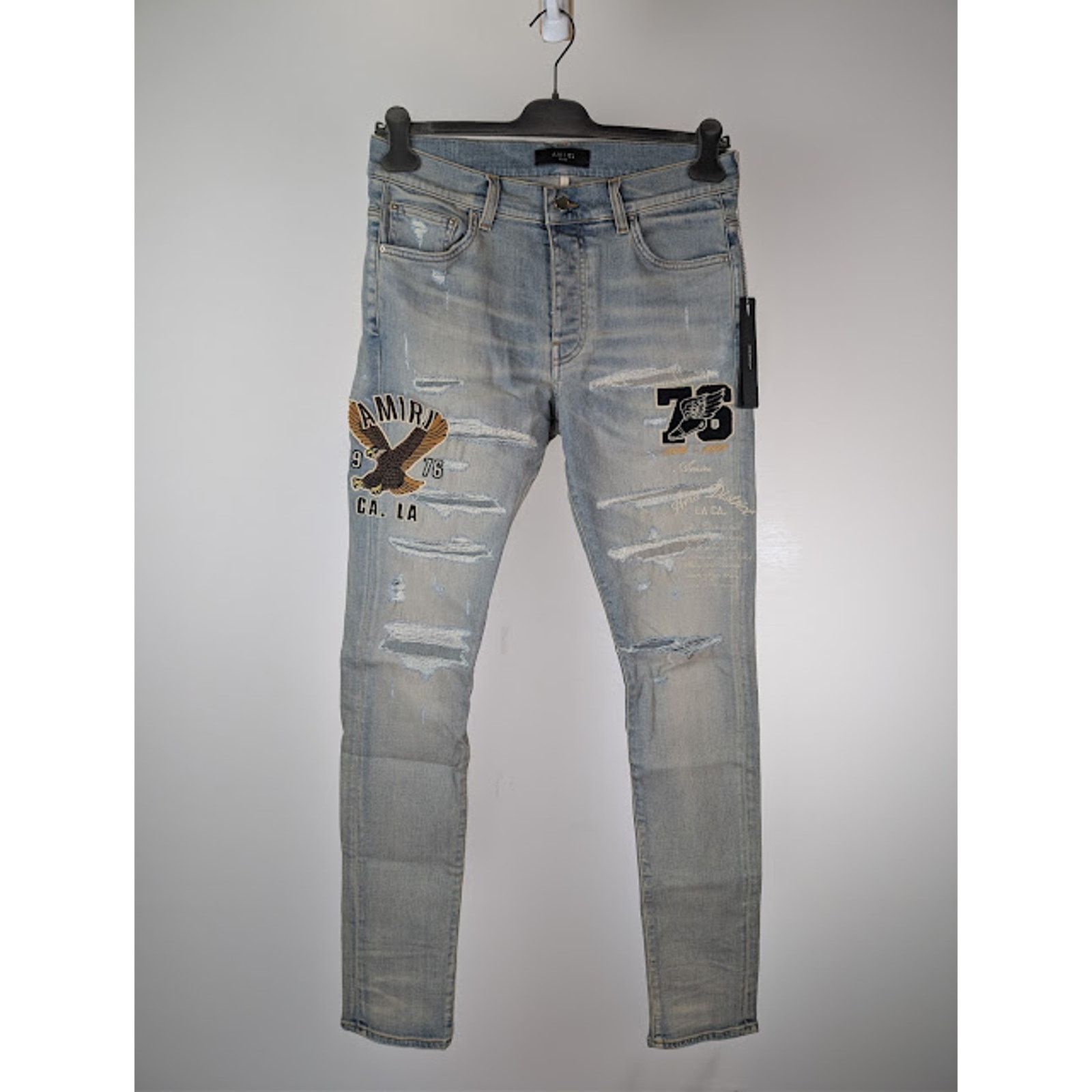Amiri o1rshd1 Varsity Eagle Logo Skinny Jeans in Antique Indigo 33 Size US 33 - 1 Thumbnail