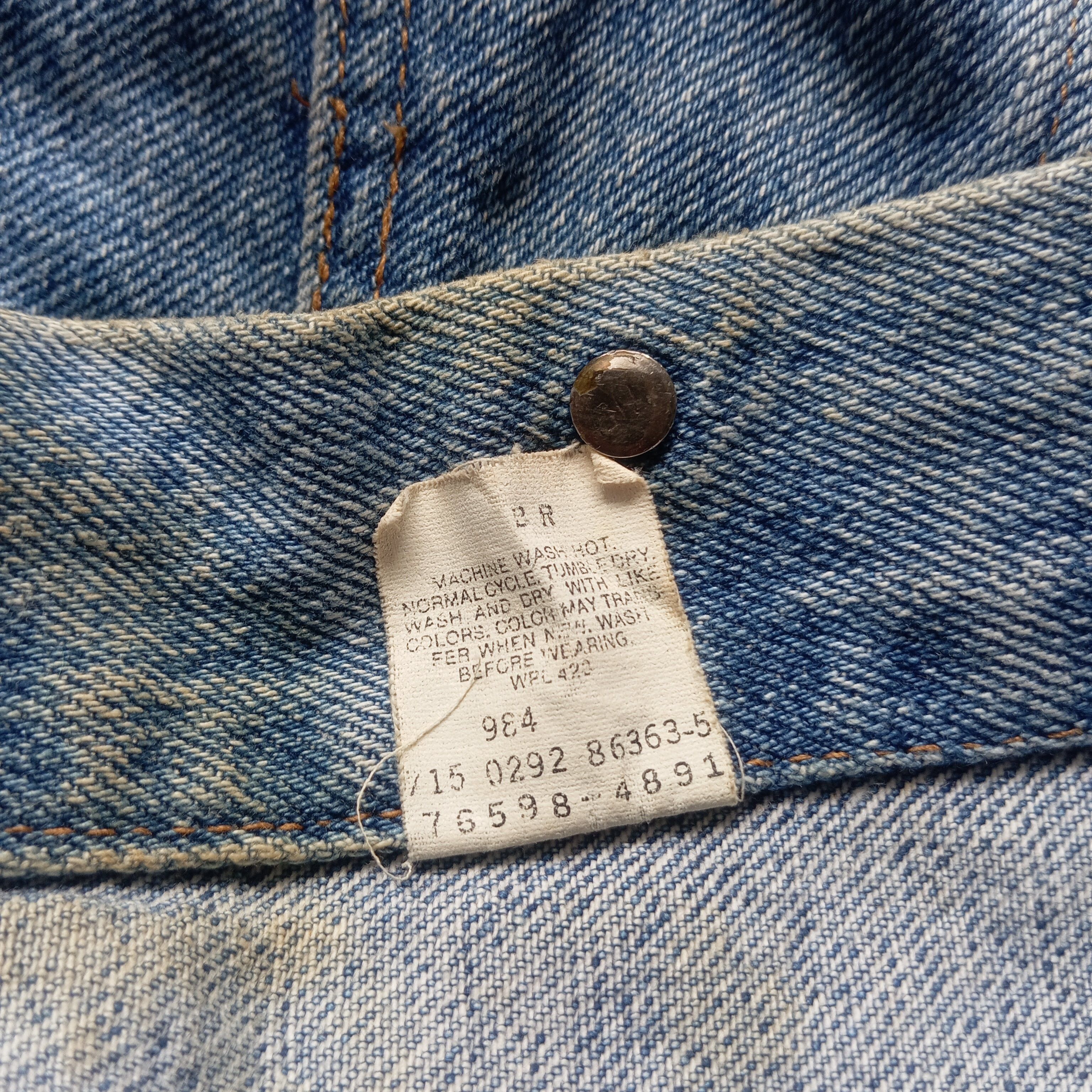 Levi's vintage RARE levi's seals denim jacket Size US L / EU 52-54 / 3 - 10 Thumbnail