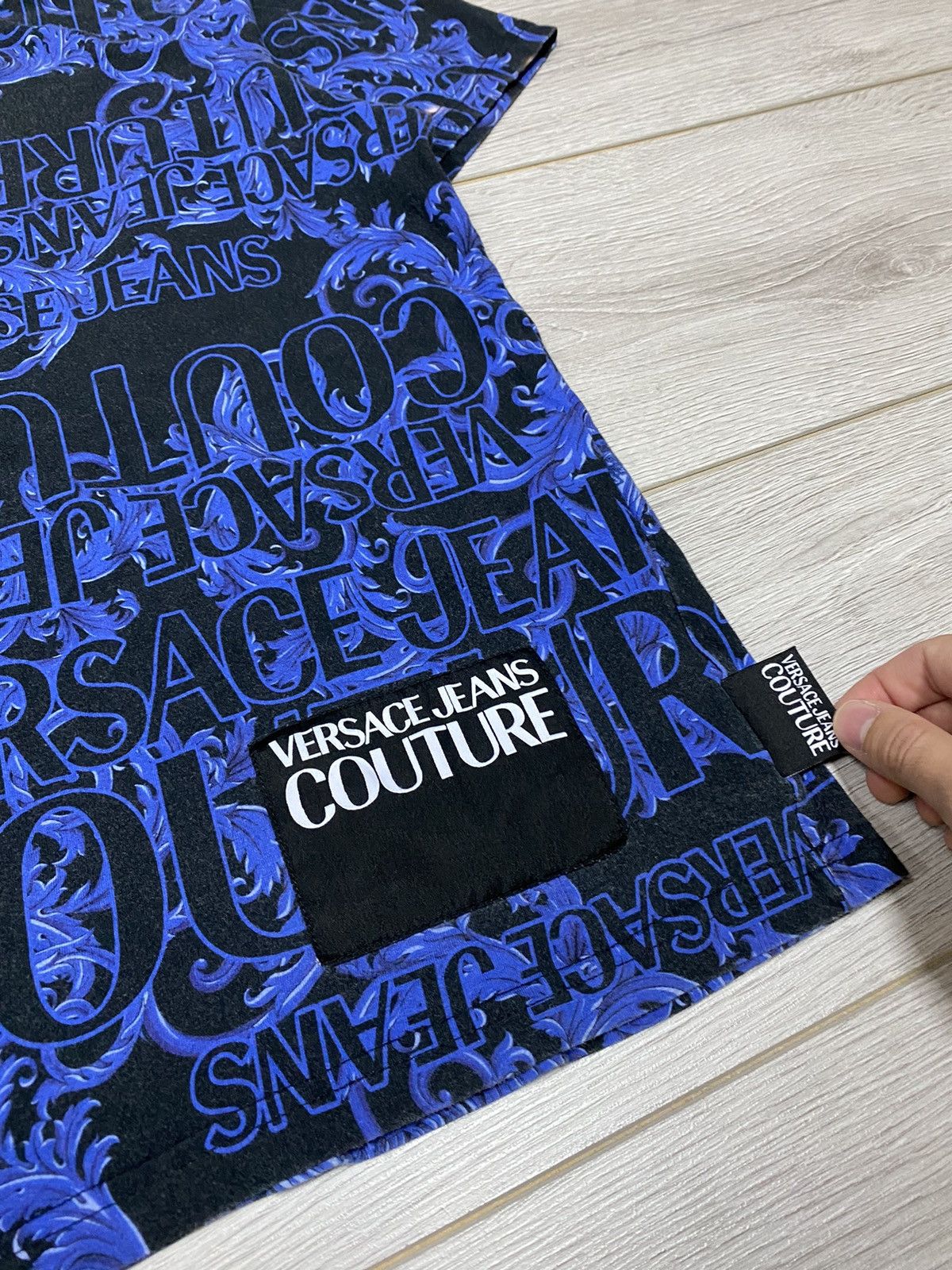 Versace Jeans Couture Versace monogram patterns over print t-shirt Size US L / EU 52-54 / 3 - 3 Thumbnail