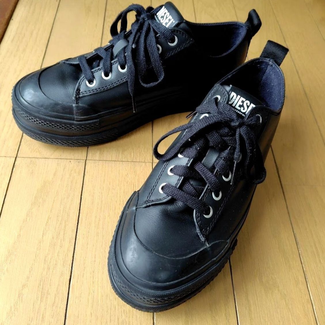 Diesel VINTAGE Diesel Men 8.5US Black Sneakers Casual Stylish Durable Platform 90s 00s Size US 9 / EU 42 - 2 Thumbnail
