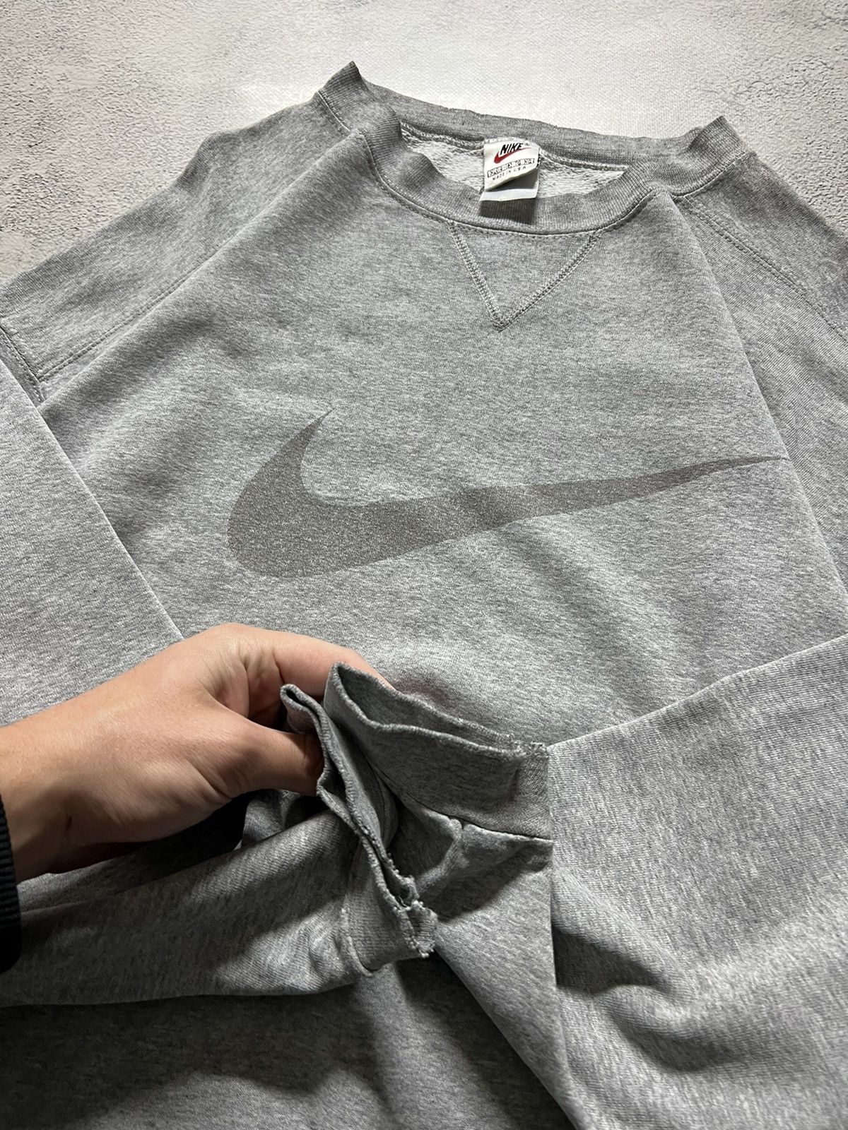 Nike × Vintage Vintage Y2k Nike USA 🩶 Faded Spell Out Logo Sweatshirt 90’s Size XL / US 12-14 / IT 48-50 - 10 Thumbnail