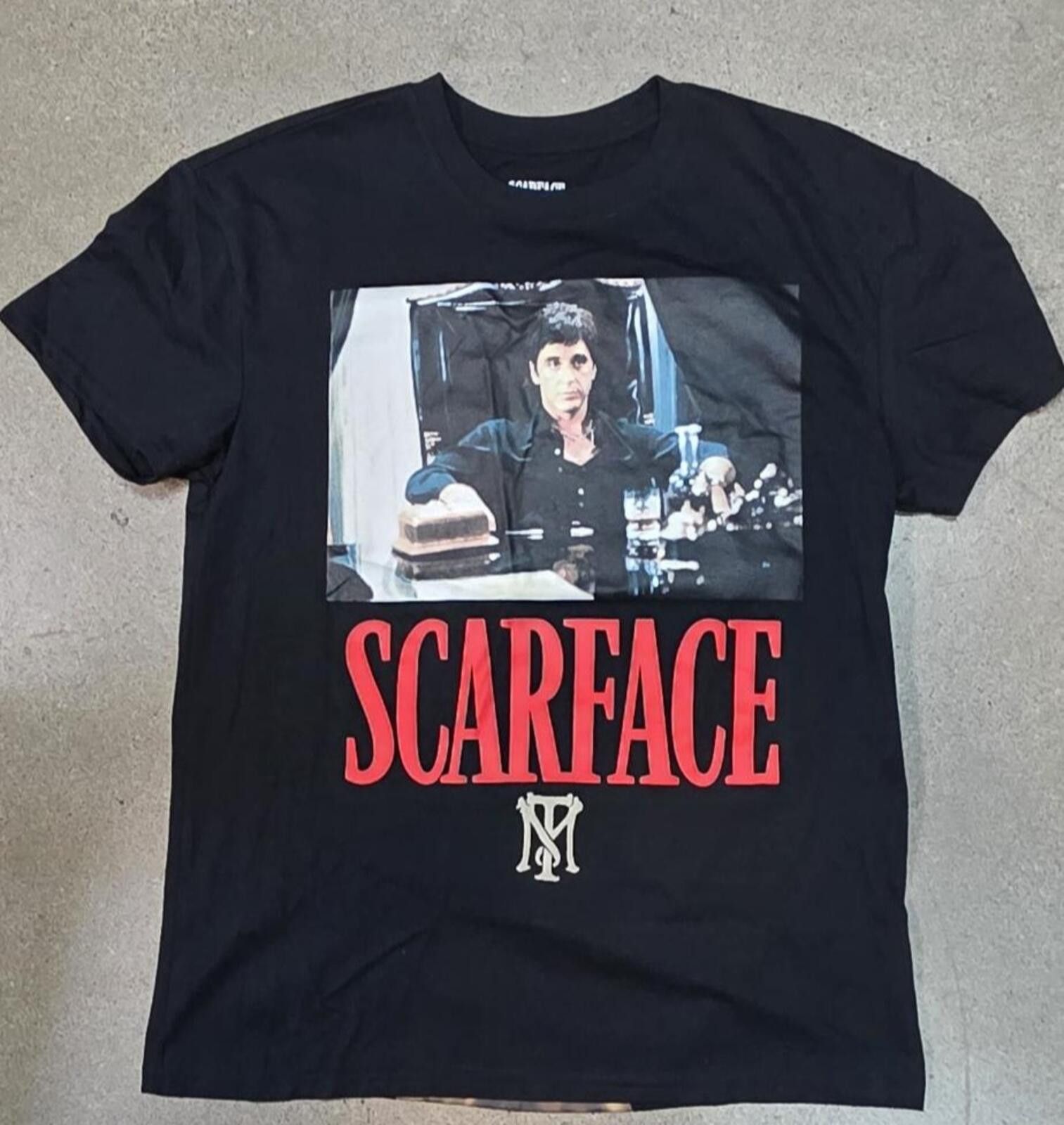 Universal Studios Official scarface Tony Montana new with tags size large Size US L / EU 52-54 / 3 - 1 Thumbnail