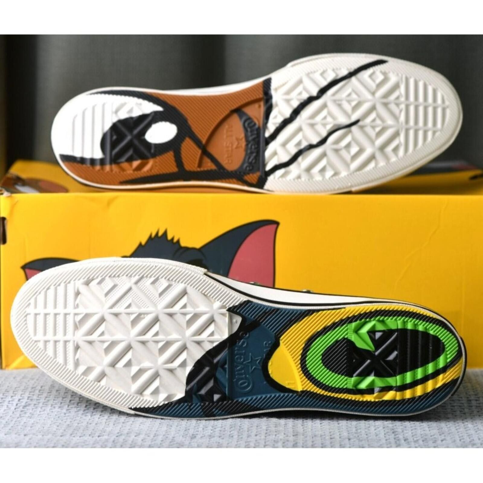 Converse Converse All Star Chuck Taylor 70 "Tom & Jerry" Size US 11 / EU 44 - 9 Thumbnail
