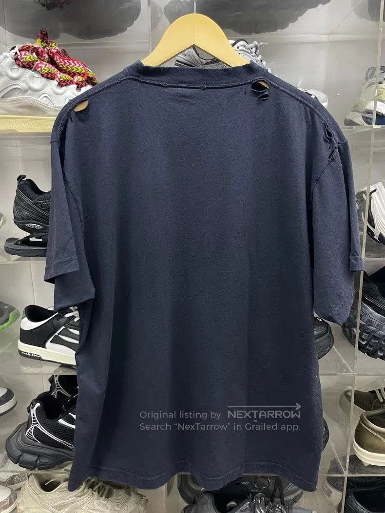 Balenciaga Balenciaga 25SS Sequin Distressed Tee. Size US L / EU 52-54 / 3 - 2 Thumbnail