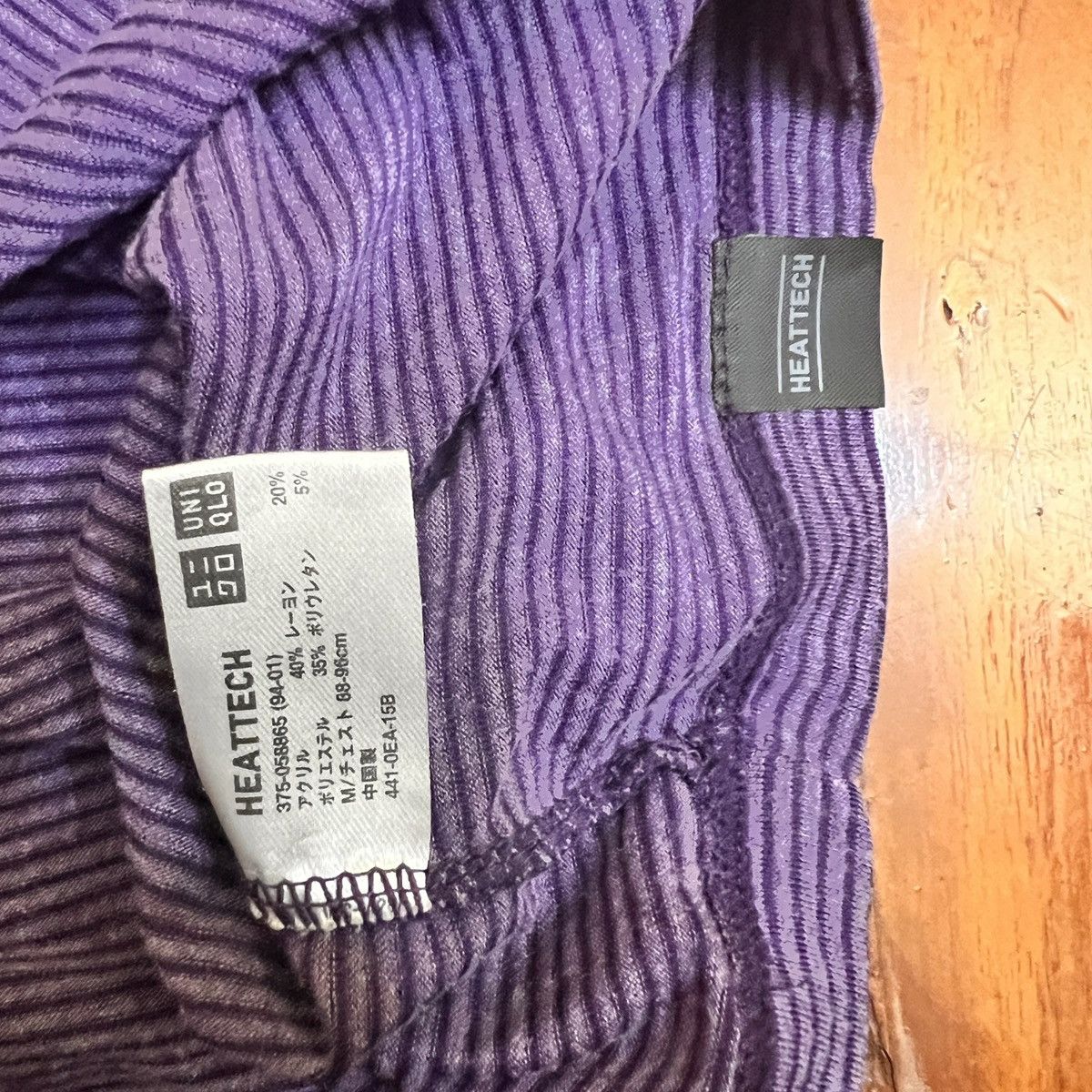 Uniqlo Uniqlo Heattech Turtle Neck Longsleeves Size S / US 4 / IT 40 - 3 Thumbnail
