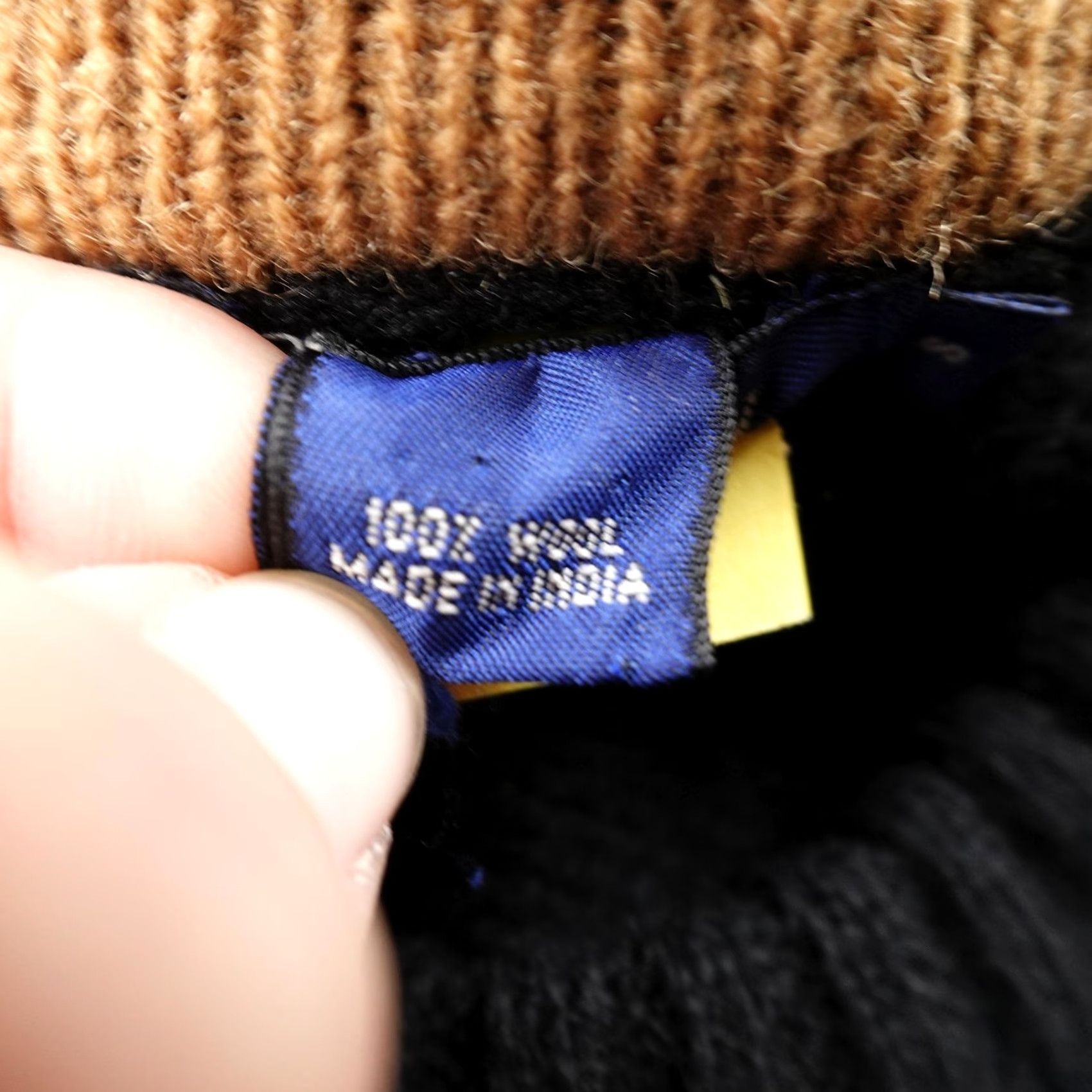 J.Crew VINTAGE J.CREW Sweater Womens S Black Brown Wool Knit Pullover Crew Neck Striped Knit 100% Wool Womens Suited for Fall and Winter Preppy Cozy Men? No Size S / US 4 / IT 40 - 6 Thumbnail