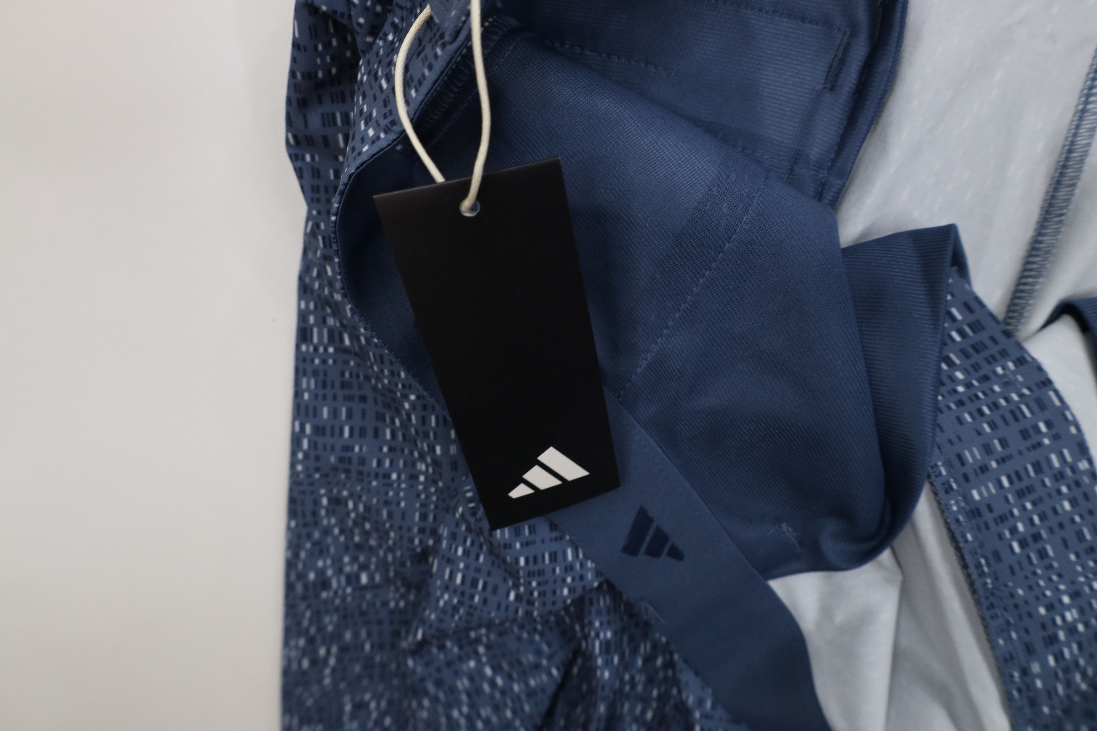 Adidas Deadstock Vintage Y2K Adidas Golf Geometric Golfing Shorts Size US 40 / EU 56 - 9 Thumbnail