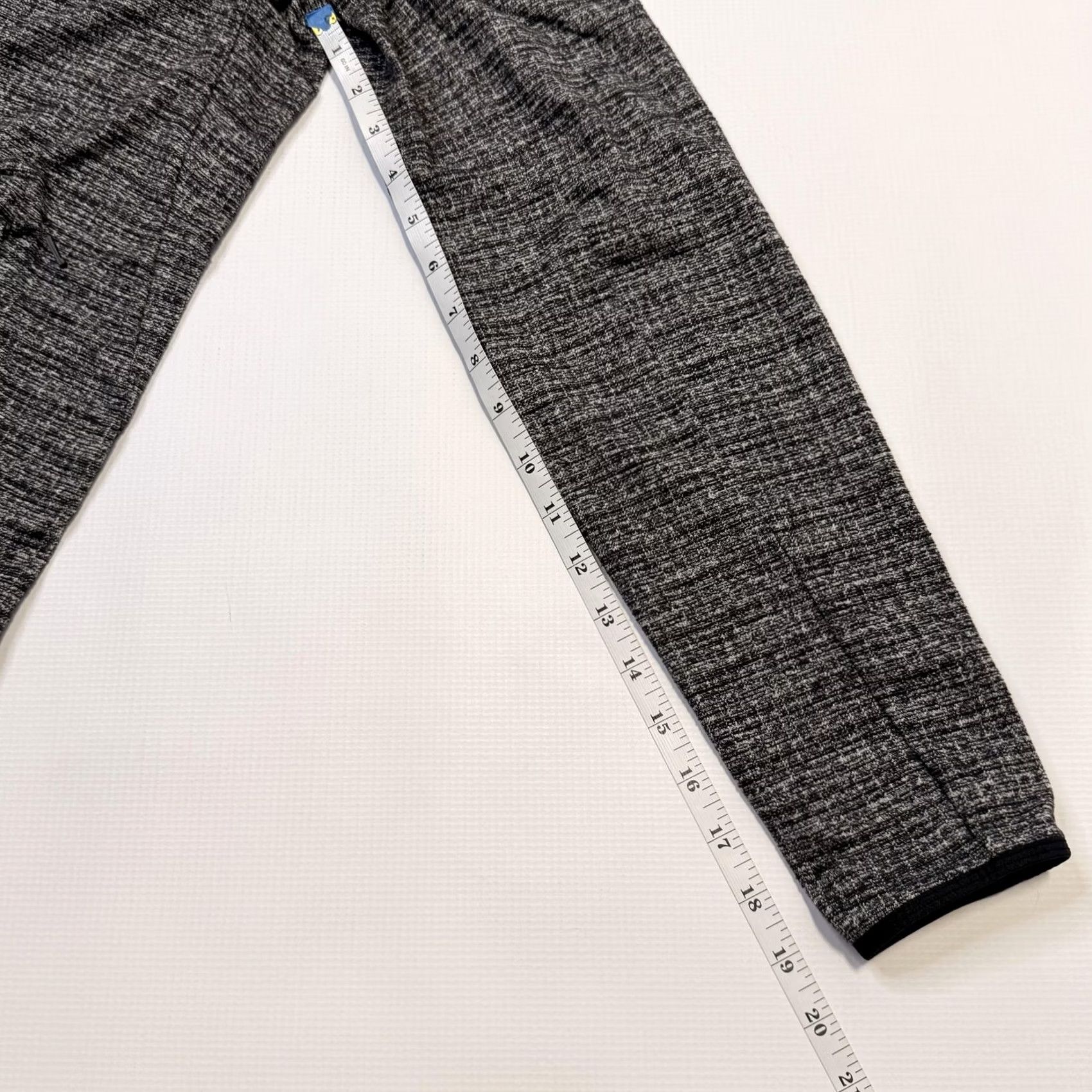 Lululemon Lululemon Surge Warm Full Zip Jacket Mens Medium Gray Geometric Knit Hooded Running & Training Size US M / EU 48-50 / 2 - 7 Thumbnail
