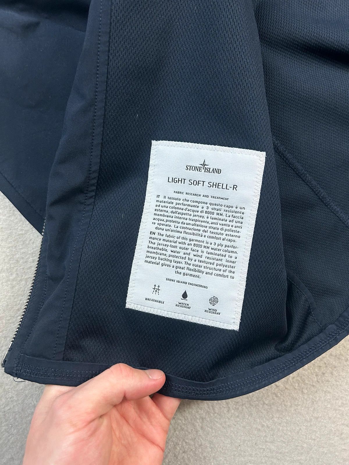 Stone Island Stone Island Streetwear Light Soft Shell Zip-Up Size US XL / EU 56 / 4 - 6 Thumbnail