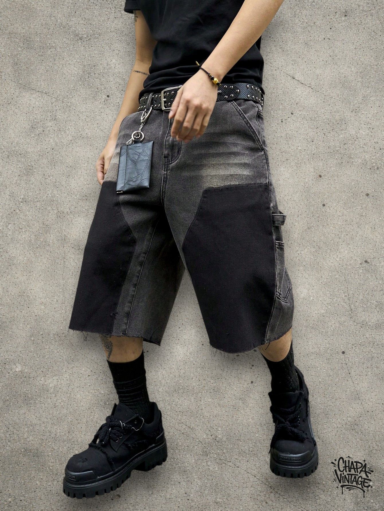 Vintage Opium dark denim shorts Size US 32 / EU 48 - 4 Thumbnail