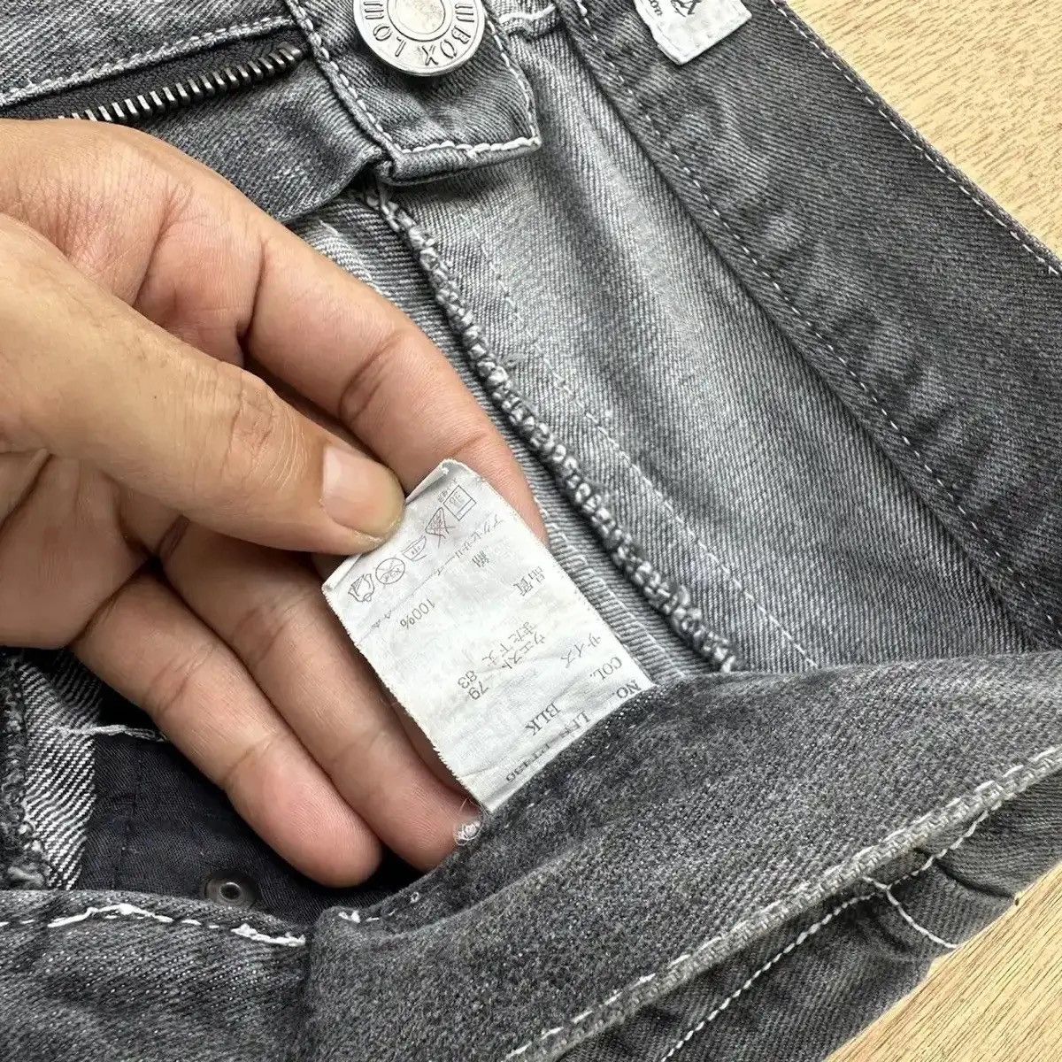 LOWBOX SEND OFFERS 🔥VINTAGE LOWBOX JEANS PUNK BONDAGE FLARE W30 L32 Size US 30 / EU 46 - 9 Thumbnail