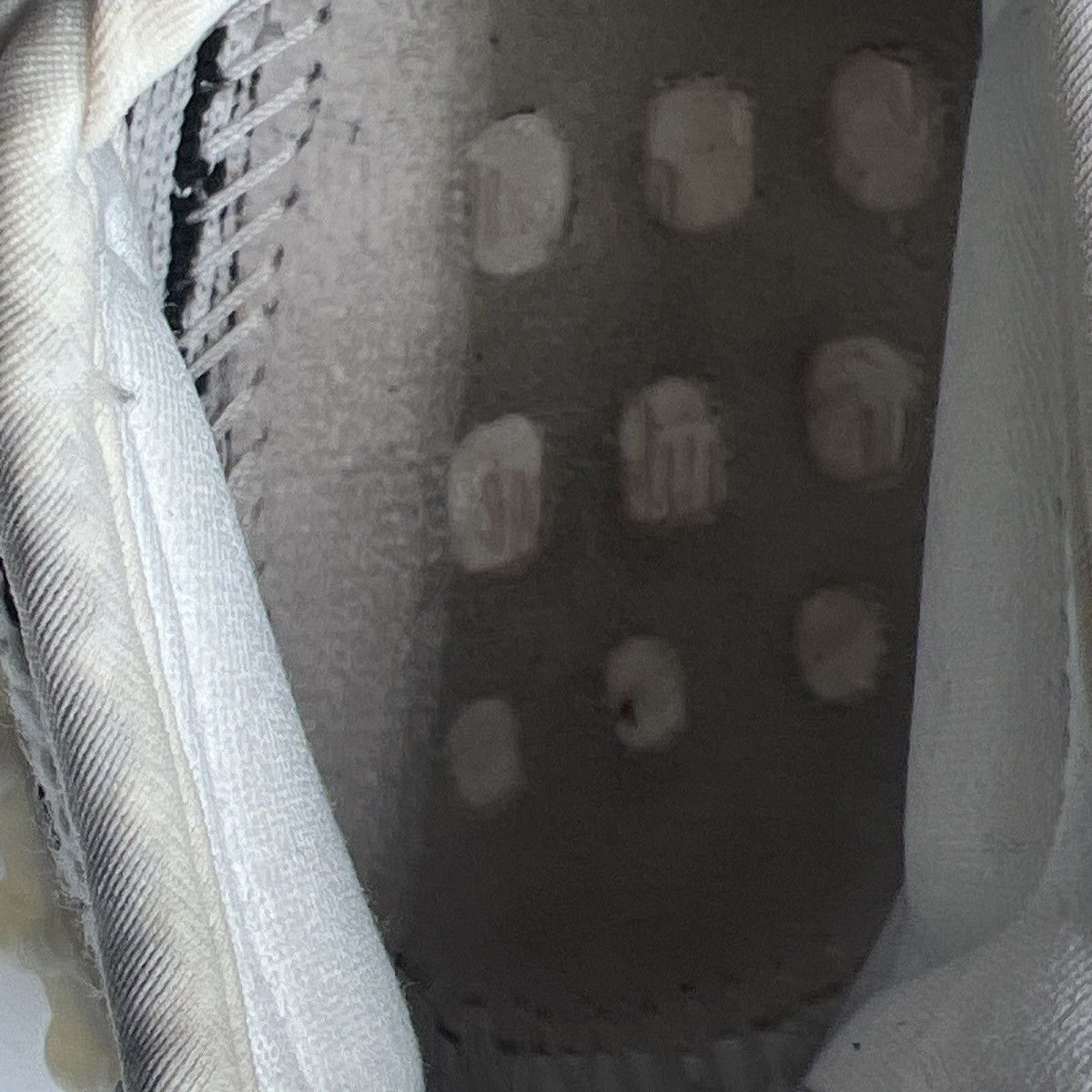 Adidas Yeezy boost 350 zebra Size US 8 / EU 41 - 9 Thumbnail