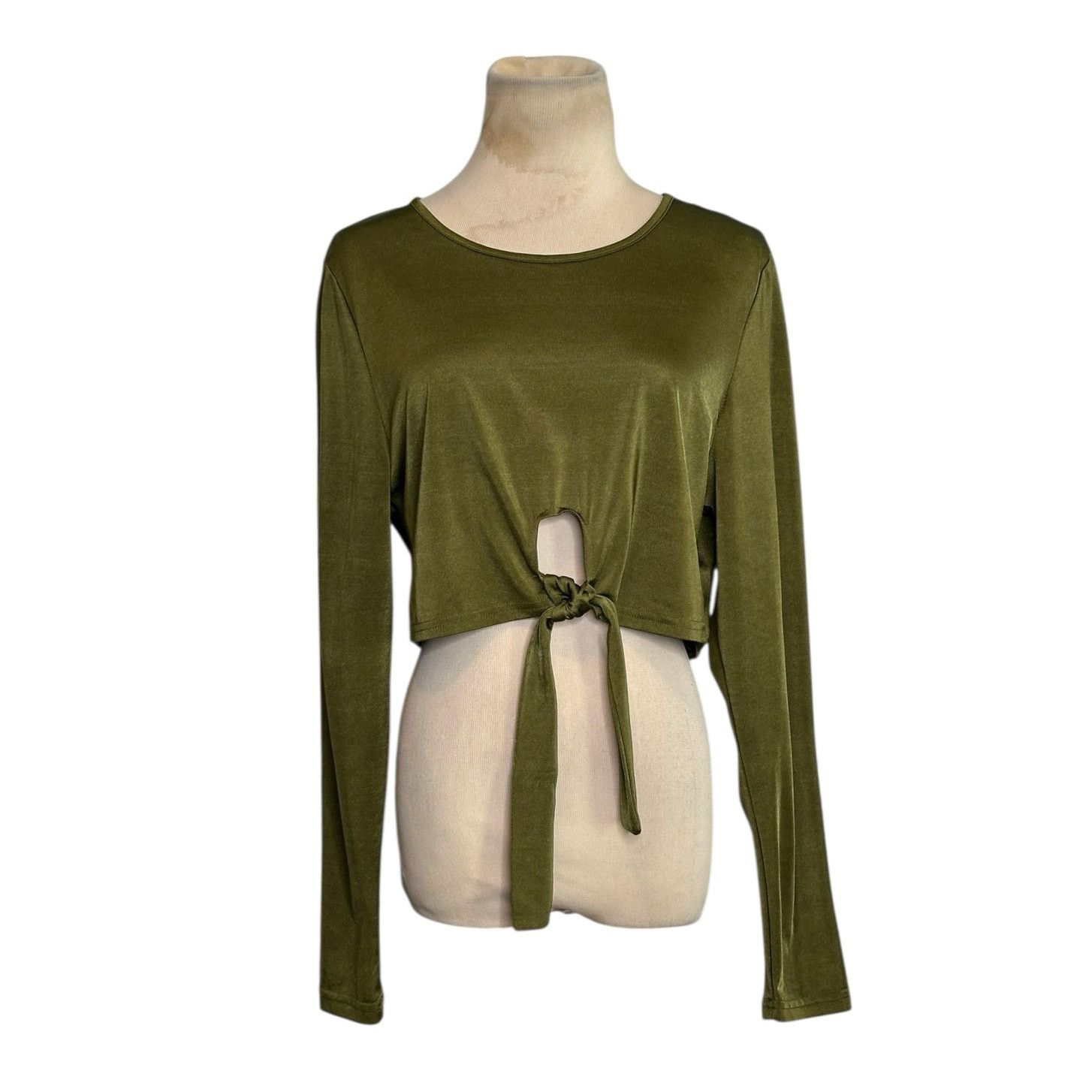 Shein Shein green long sleeves front tie crop top Size 2XL Size XXL / US 16-18 / IT 52-54 - 1 Thumbnail