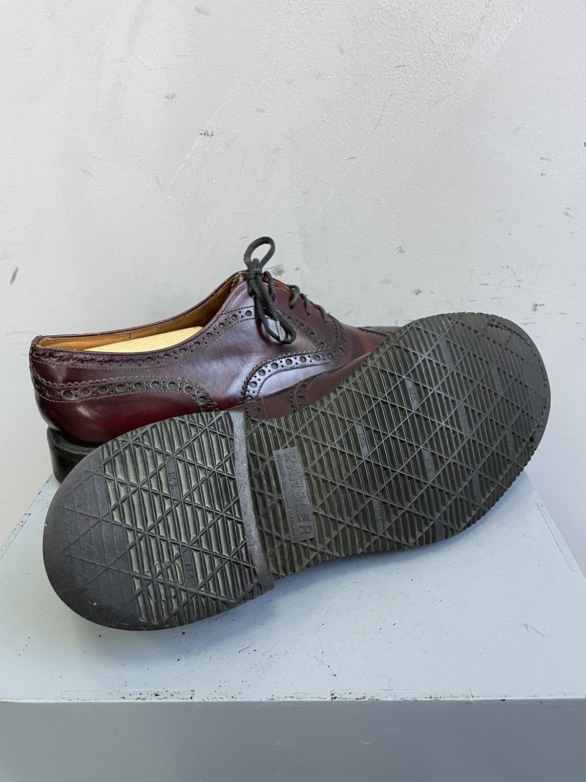 Church's Leather Chelsea boots Church s England hand made shoes Size US 9 / EU 42 - 11 Thumbnail