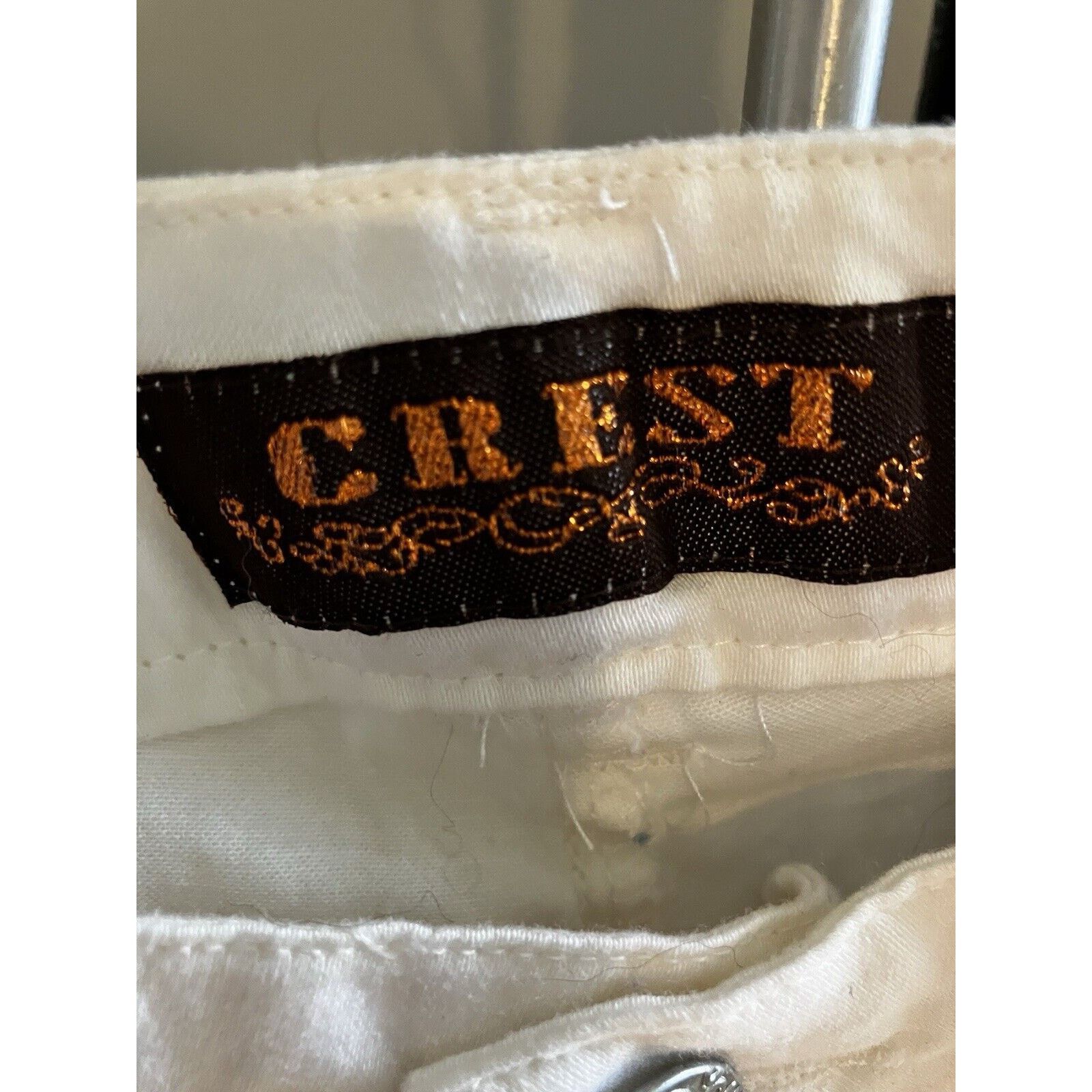 Other Crest white cropped cargo capris size 7/8 with ties at knees Size 23" - 3 Thumbnail
