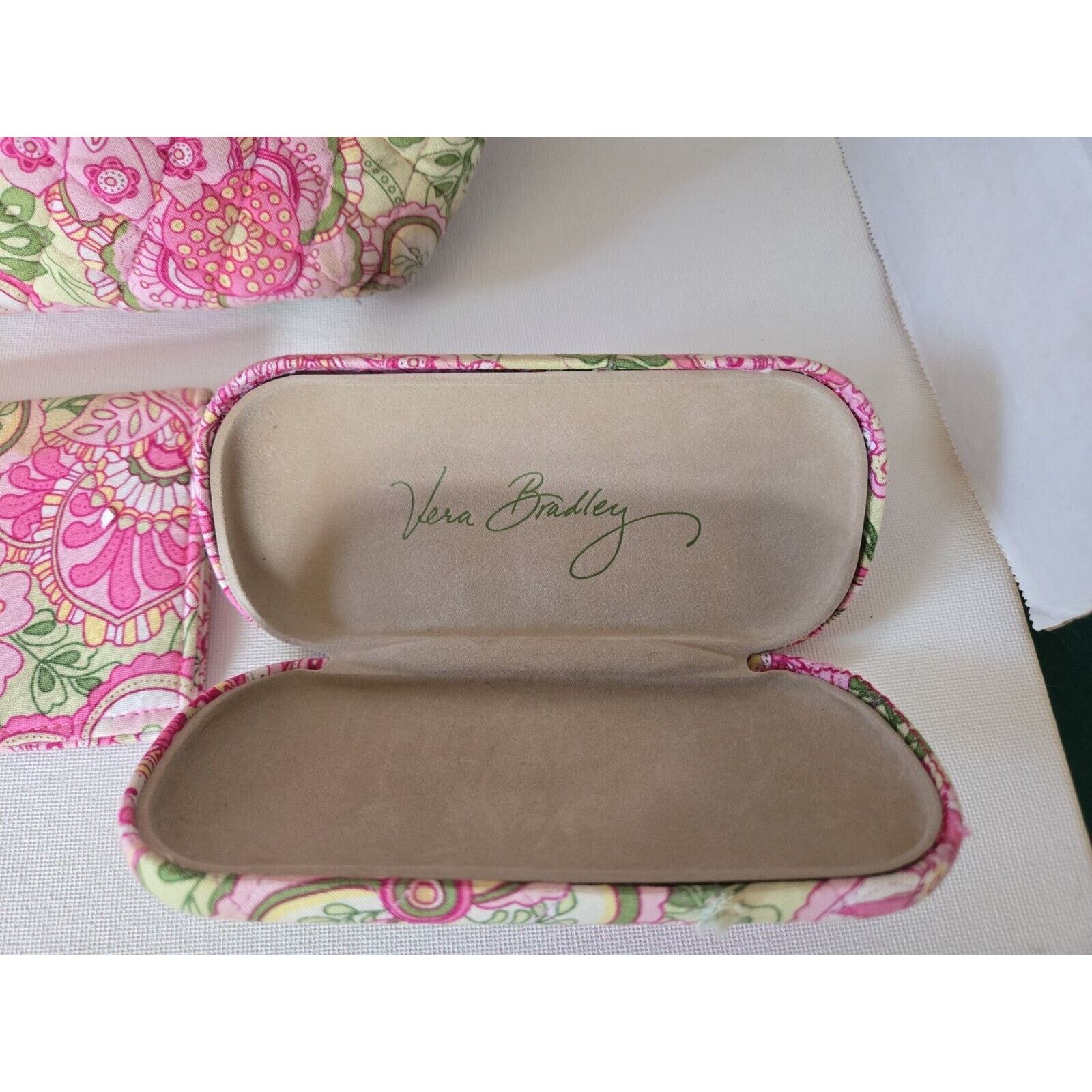 Vera Bradley 4 Pc Vera Bradley Pink Floral Bag W/ Makeup Bag Glasses Case Size ONE SIZE - 6 Thumbnail