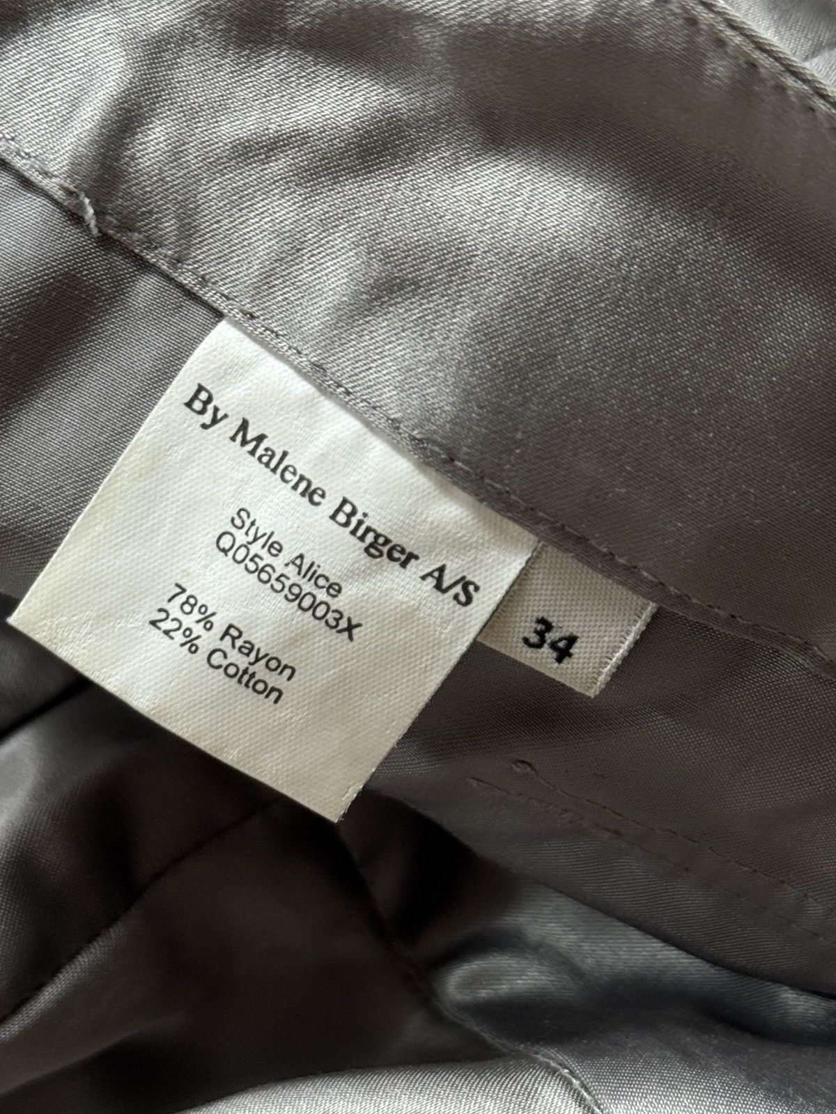 By Malene Birger VINTAGE BY MALENE BIRGER DESIGNER MINI SKIRT Size 27" / US 4 / IT 40 - 7 Thumbnail