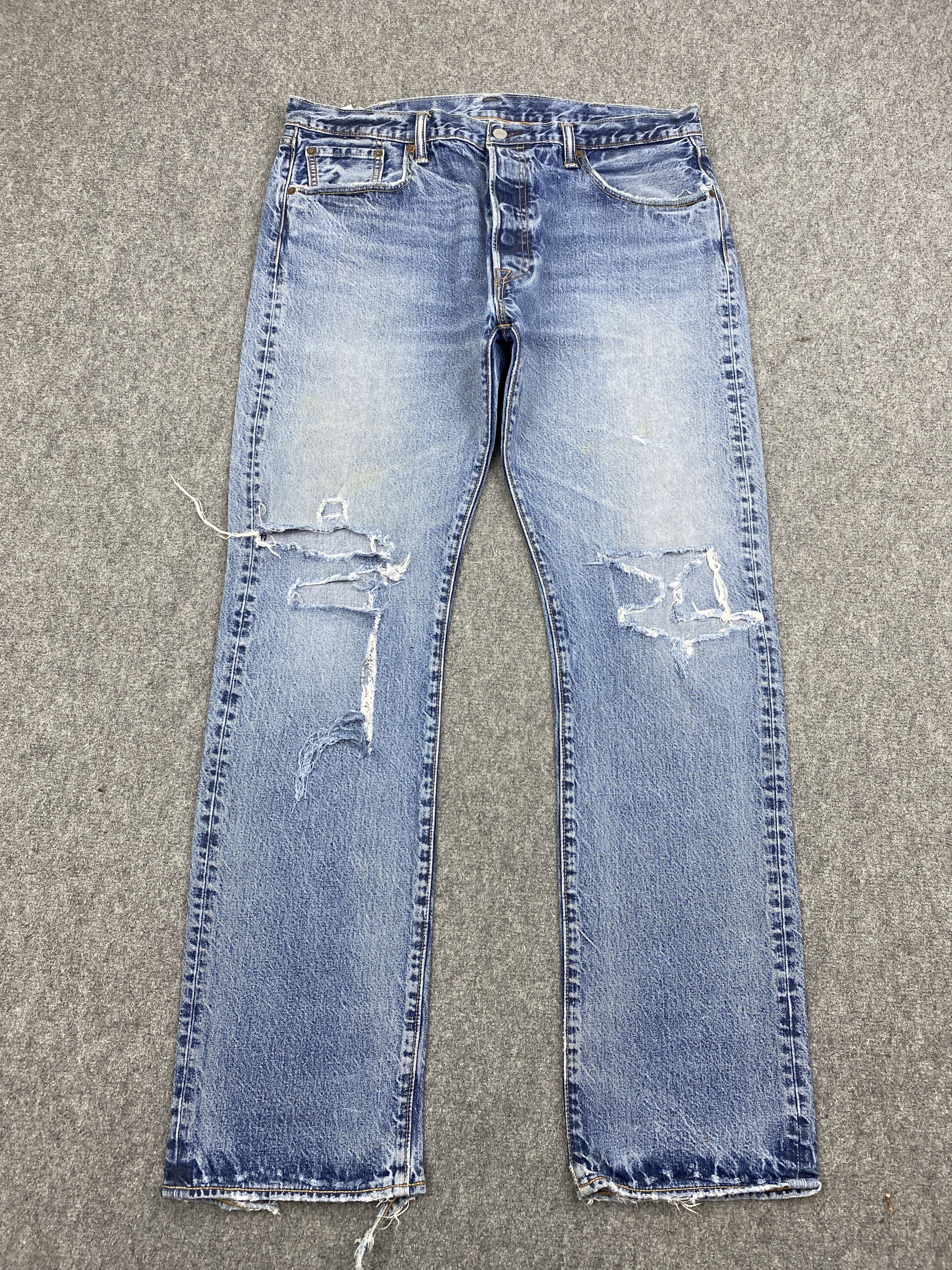 Levi's Vintage Levis 501 Distressed Jeans DP2798 Size US 38 / EU 54 - 1 Thumbnail