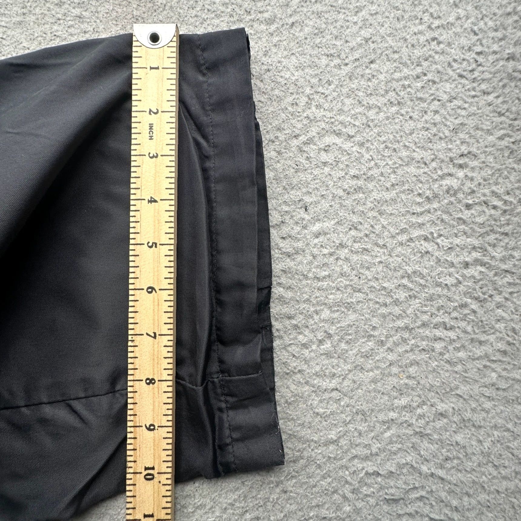 Nike VINTAGE Nike Windbreaker Pants Mens Large Drawstring Zip Lined Nylon Black 90s Ankle Zip Size US 33 - 3 Thumbnail