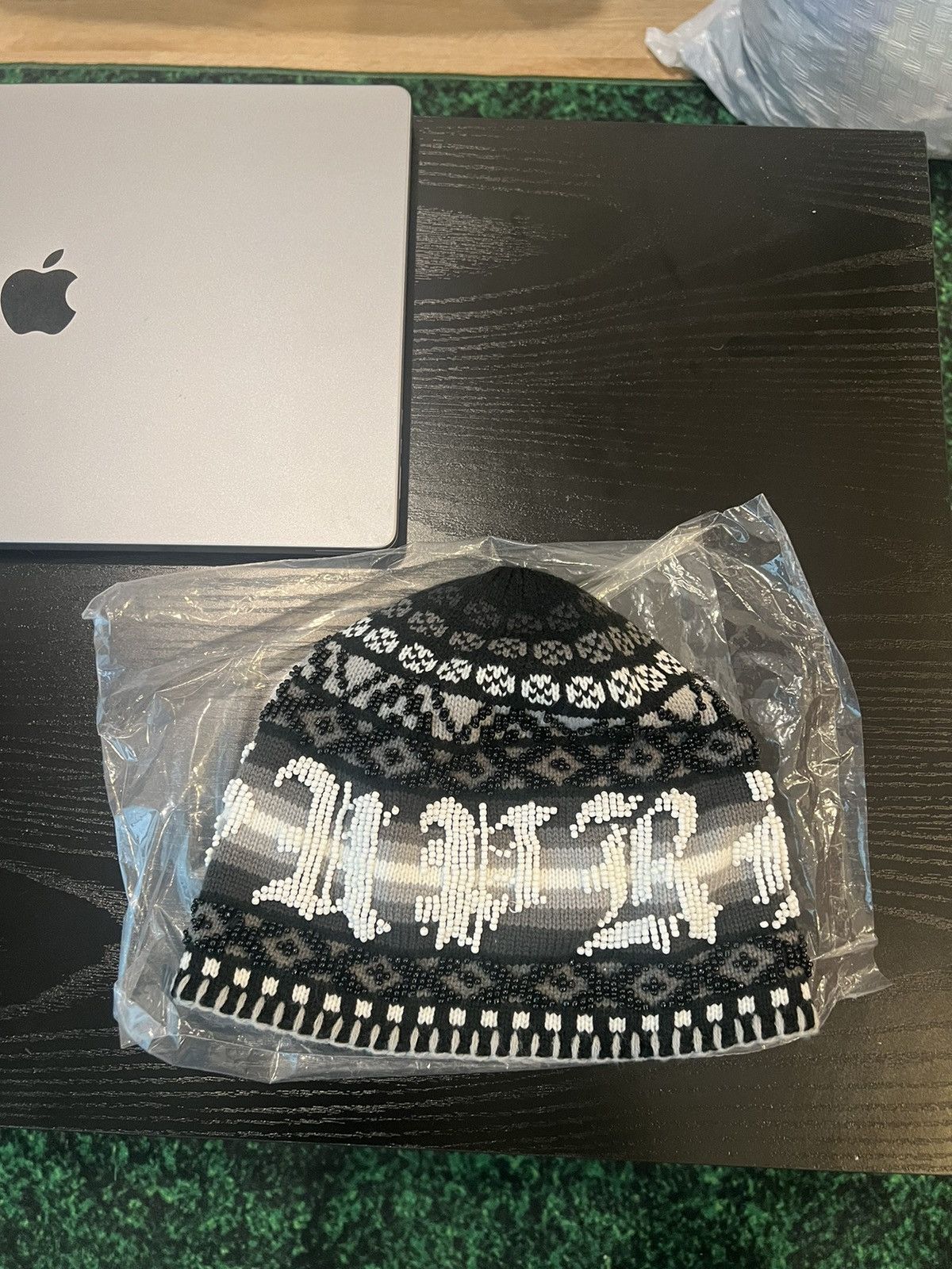 Supreme Supreme Beaded Beanie Size ONE SIZE - 1 Thumbnail