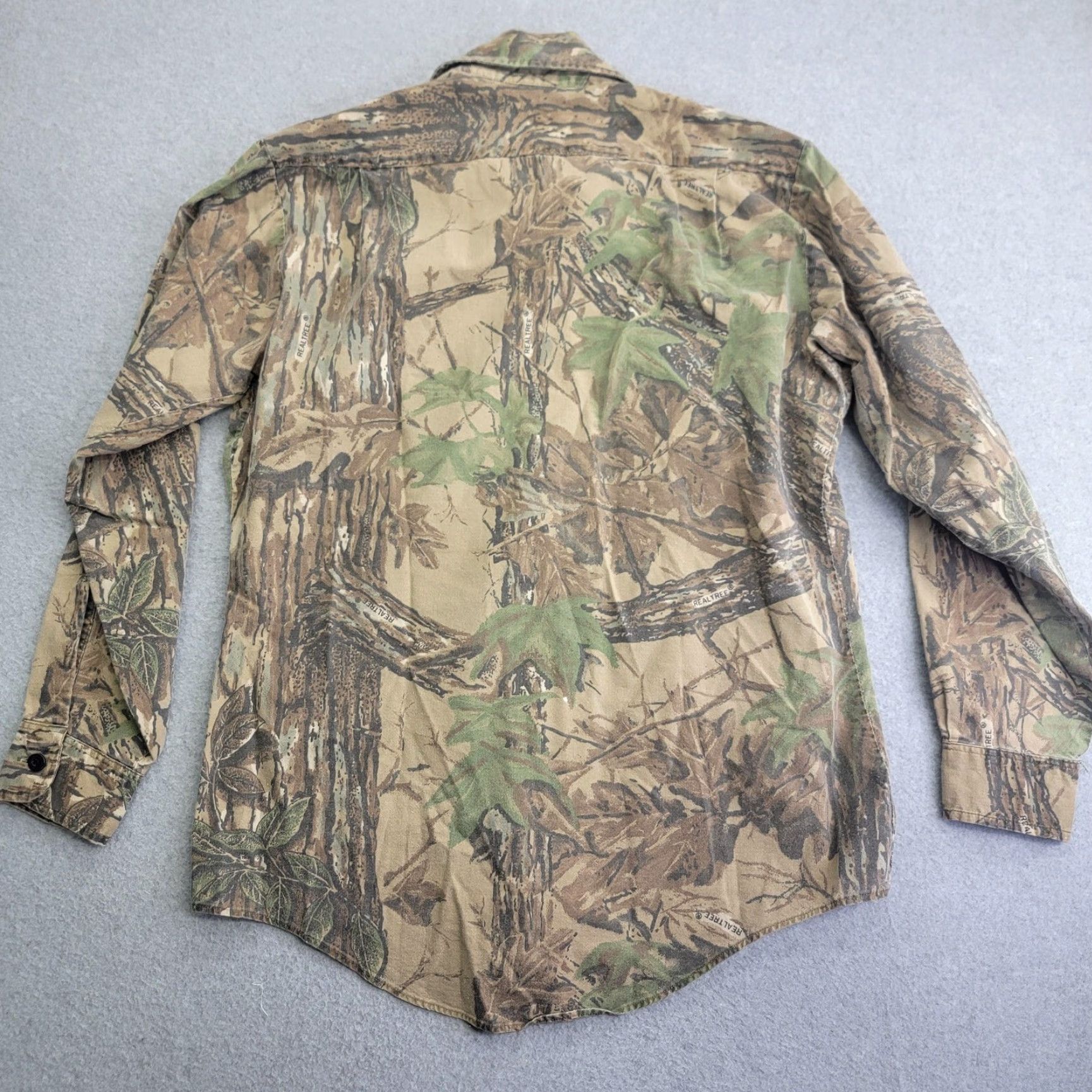 Realtree VINTAGE Sports Afield Shirt Mens Large Realtree Camouflage Cotton Made USA 90s Long Sleeve Button-Up with Pockets Brown/Gree n Mens Size US L / EU 52-54 / 3 - 5 Thumbnail