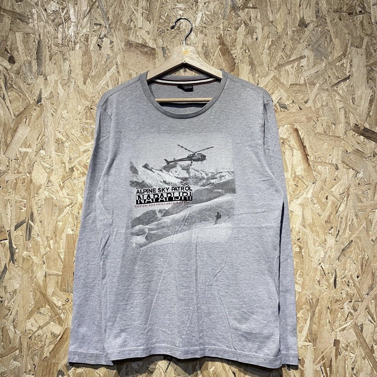 Napapijri Vintage Napapijri Alpine Sky Patrol T-Shirt Grey L Size US L / EU 52-54 / 3 - 1 Thumbnail