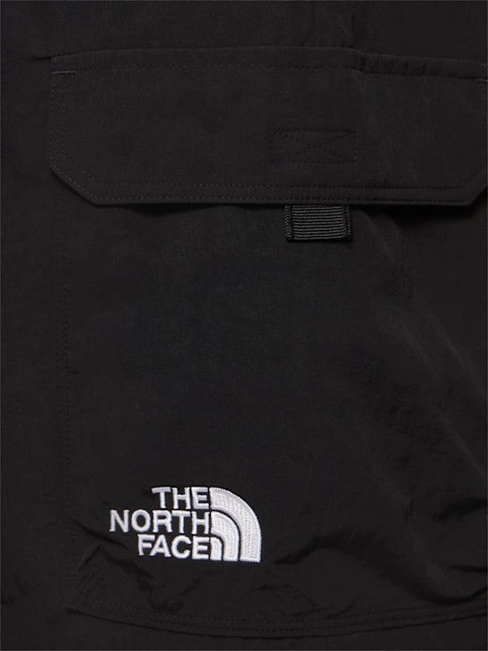 The North Face o1lsvrm0525 Logo Shorts in Black Size US 30 / EU 46 - 5 Thumbnail