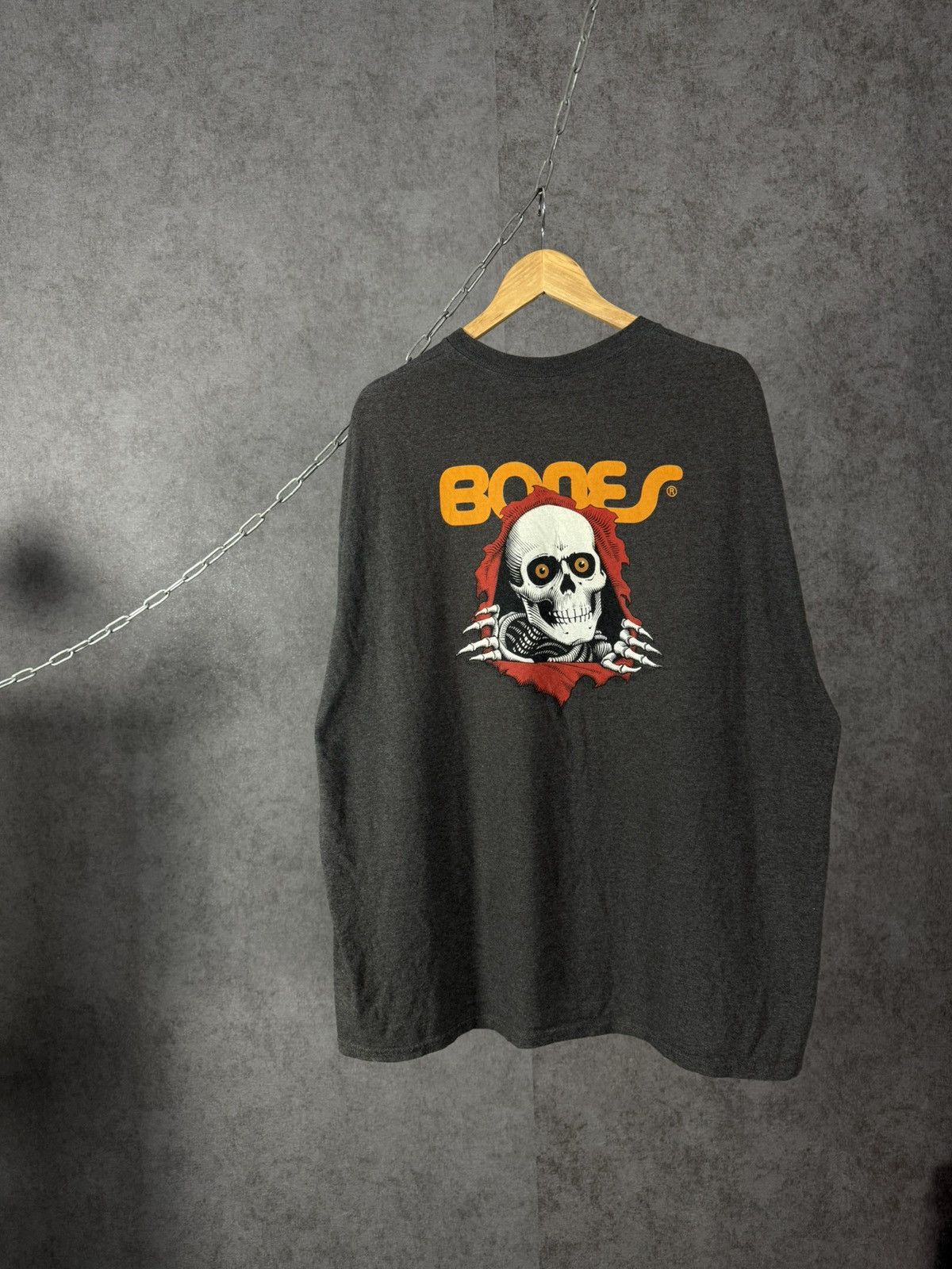 Powell Peralta Powell Peralta Bones designer tee Size US XXL / EU 58 / 5 - 2 Thumbnail