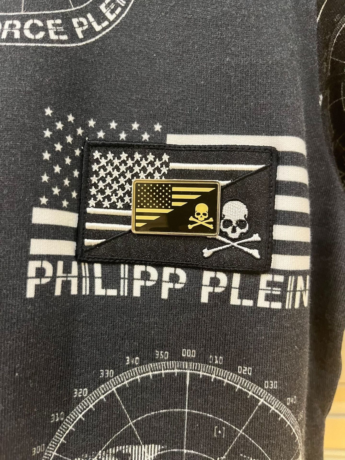 Philipp Plein Philipp Plein Distressed Print Pullover Sweatshirt Size US L / EU 52-54 / 3 - 2 Thumbnail