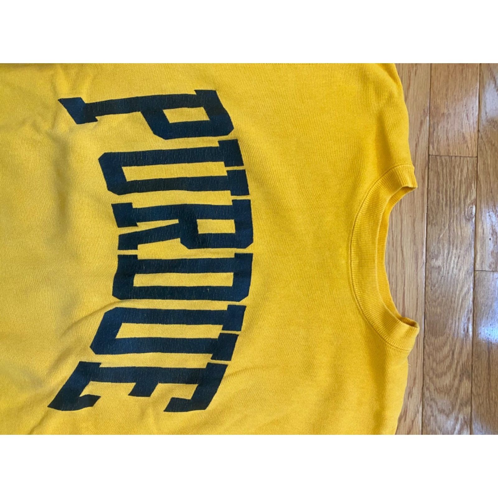 Champion VINTAGE Champion Sweatshirt Mens L Crewneck Yellow Size US L / EU 52-54 / 3 - 4 Thumbnail