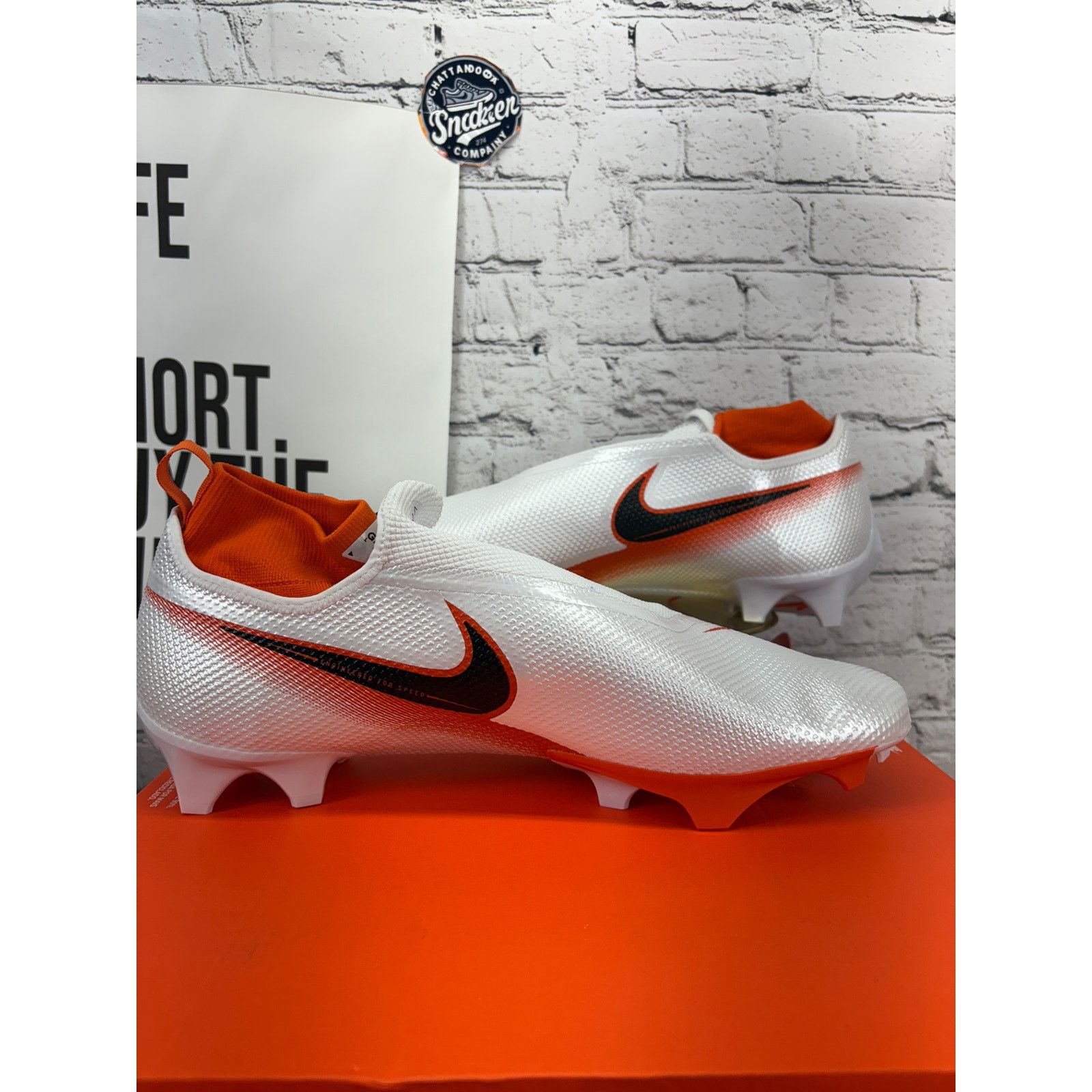 Nike Nike Vapor Edge 360 Pro Ghost Lace NFL Football Cleat Men 16 Size US 15 / EU 48 - 1 Thumbnail