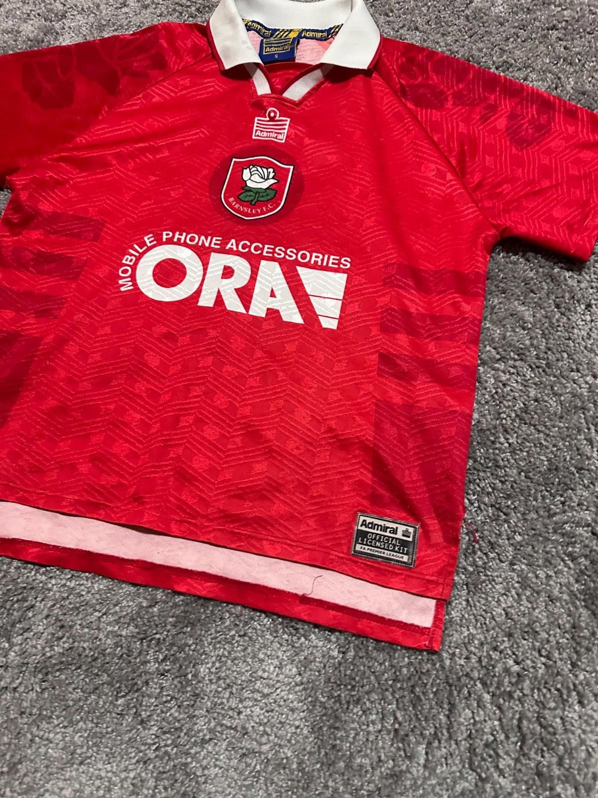 Admirable Co. Barnsley FC 1996-1997 Admiral Football Shirt Soccer Jersey Size US S / EU 44-46 / 1 - 2 Thumbnail