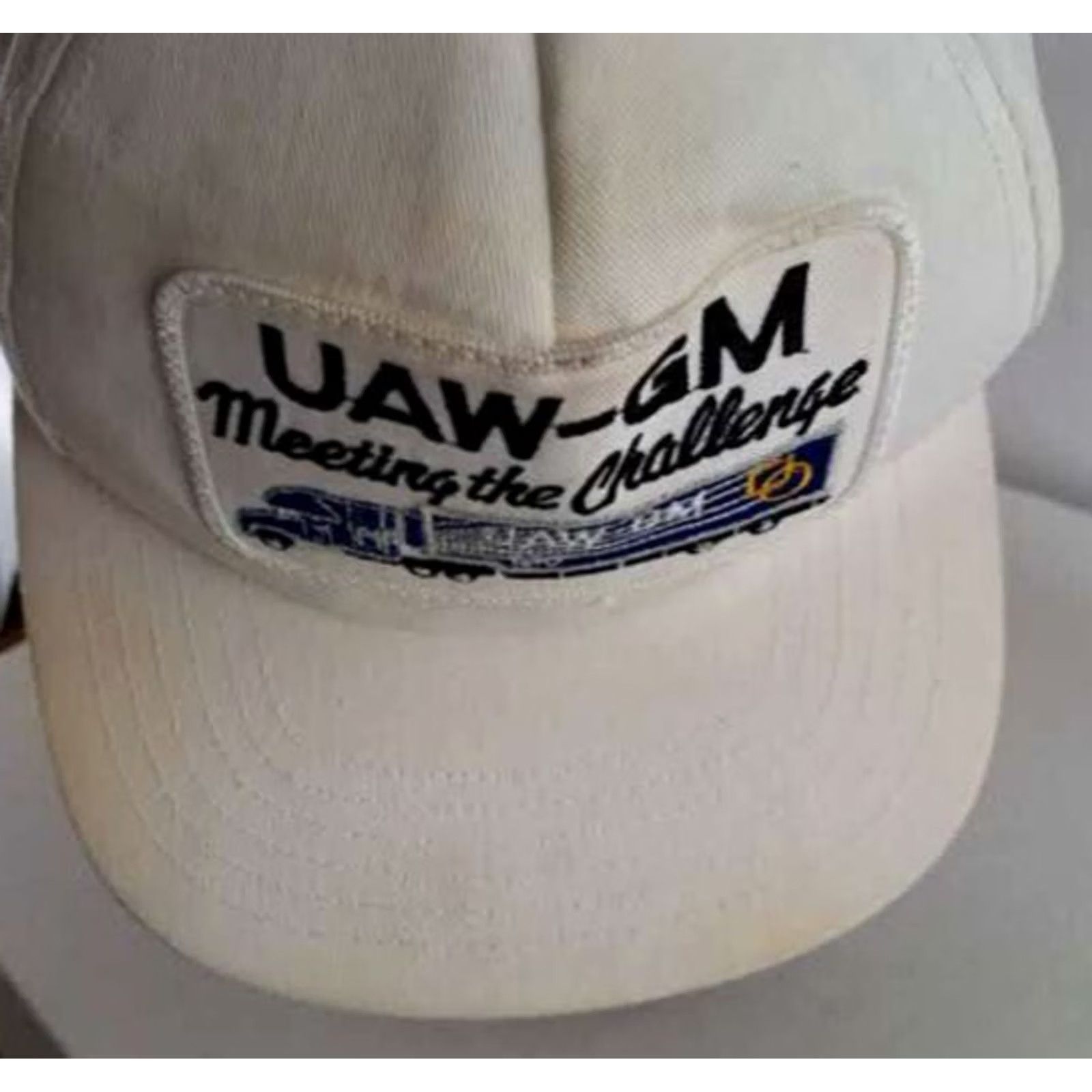 Vintage VINTAGE Union Made Hat White Adjustable Leather Canvas Baseball Cap Mens Adjustable Leather size Strap UAW-GM Meeting the Challenge Theme: automobiles Size ONE SIZE - 4 Thumbnail