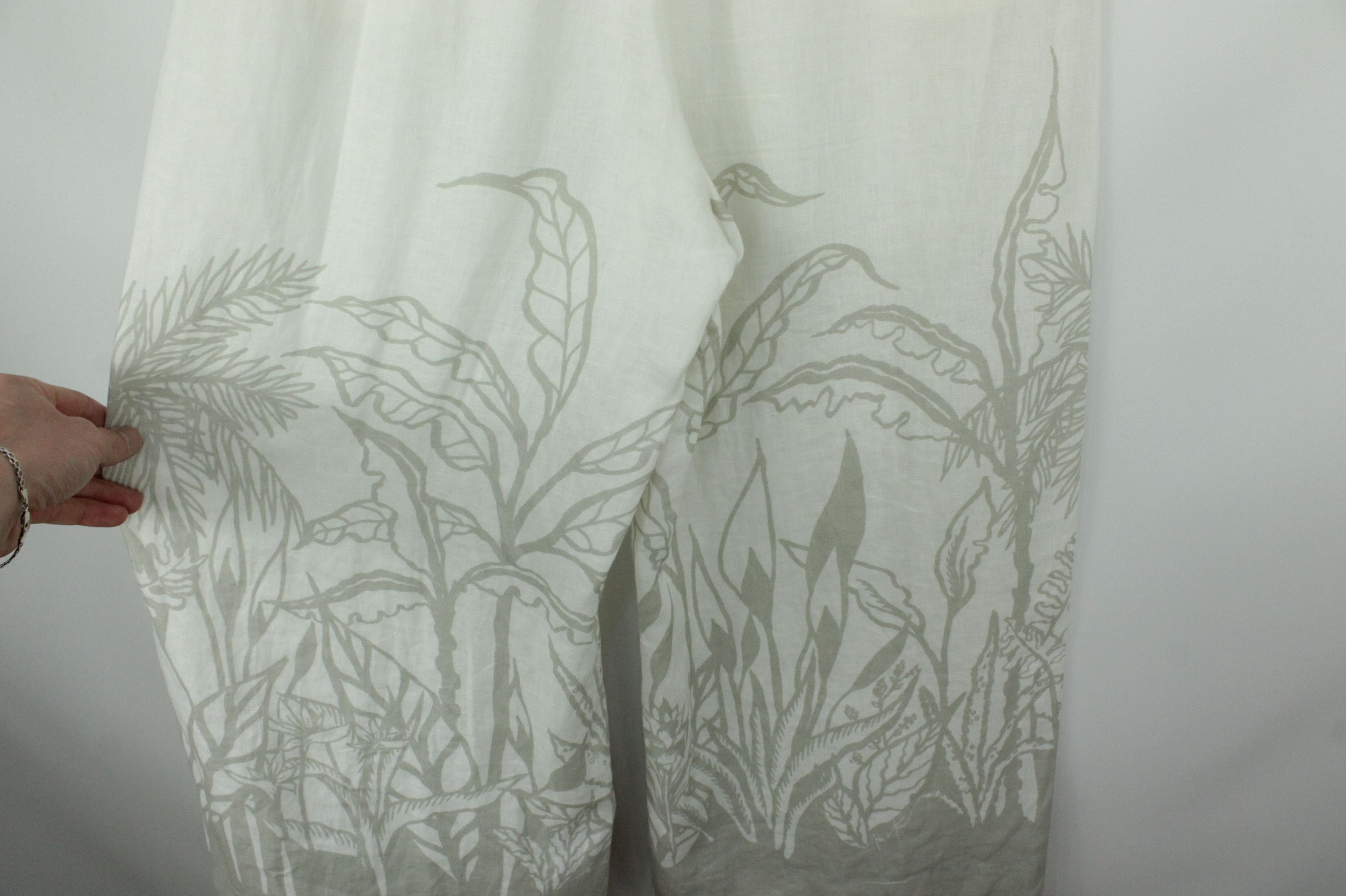 Designer × Iris von Arnim Iris Von Arnim Wide Leg Flower Pattern Linen Pants Size 30" / US 8 / IT 44 - 8 Thumbnail