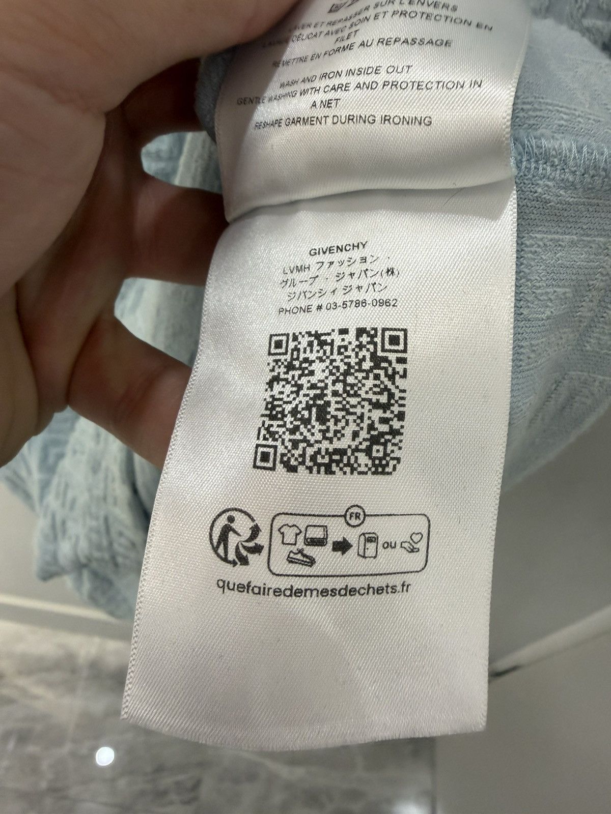 Givenchy Givenchy 4G Motif Towel T Shirt Light Blue Size US L / EU 52-54 / 3 - 8 Thumbnail