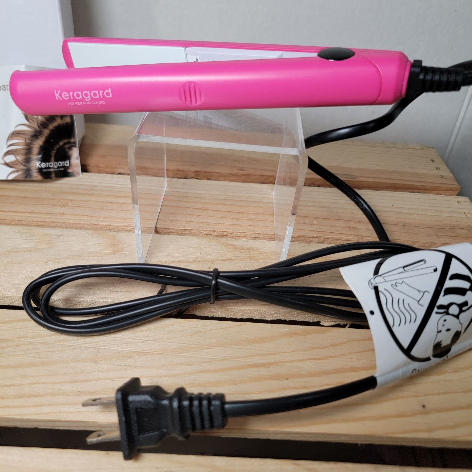 Other Keragard Travel Smart Ceramic Pink Mini Flat Iron - NIB Size ONE SIZE - 2 Thumbnail