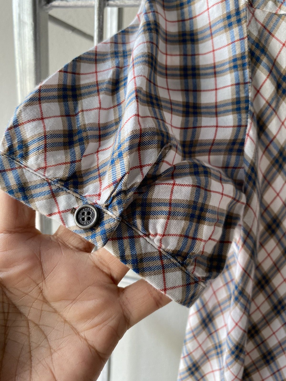 Burberry classic blouse