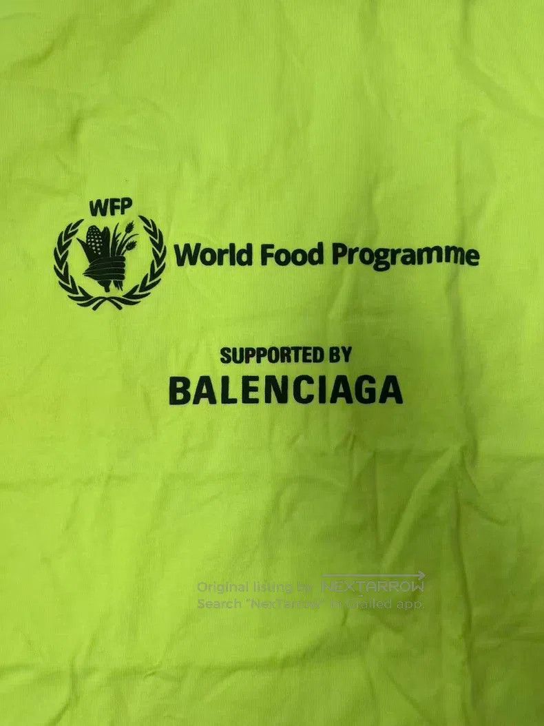 Balenciaga Balenciaga Printed Logo Crew Neck Short Sleeve Size S / US 4 / IT 40 - 3 Thumbnail