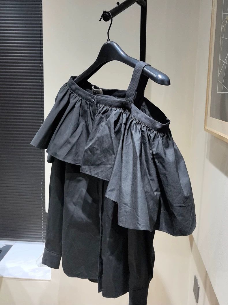 Alexander McQueen Alexander McQUEEN size 40 Black shirt with ruffled edge an Size M / US 6-8 / IT 42-44 - 2 Thumbnail