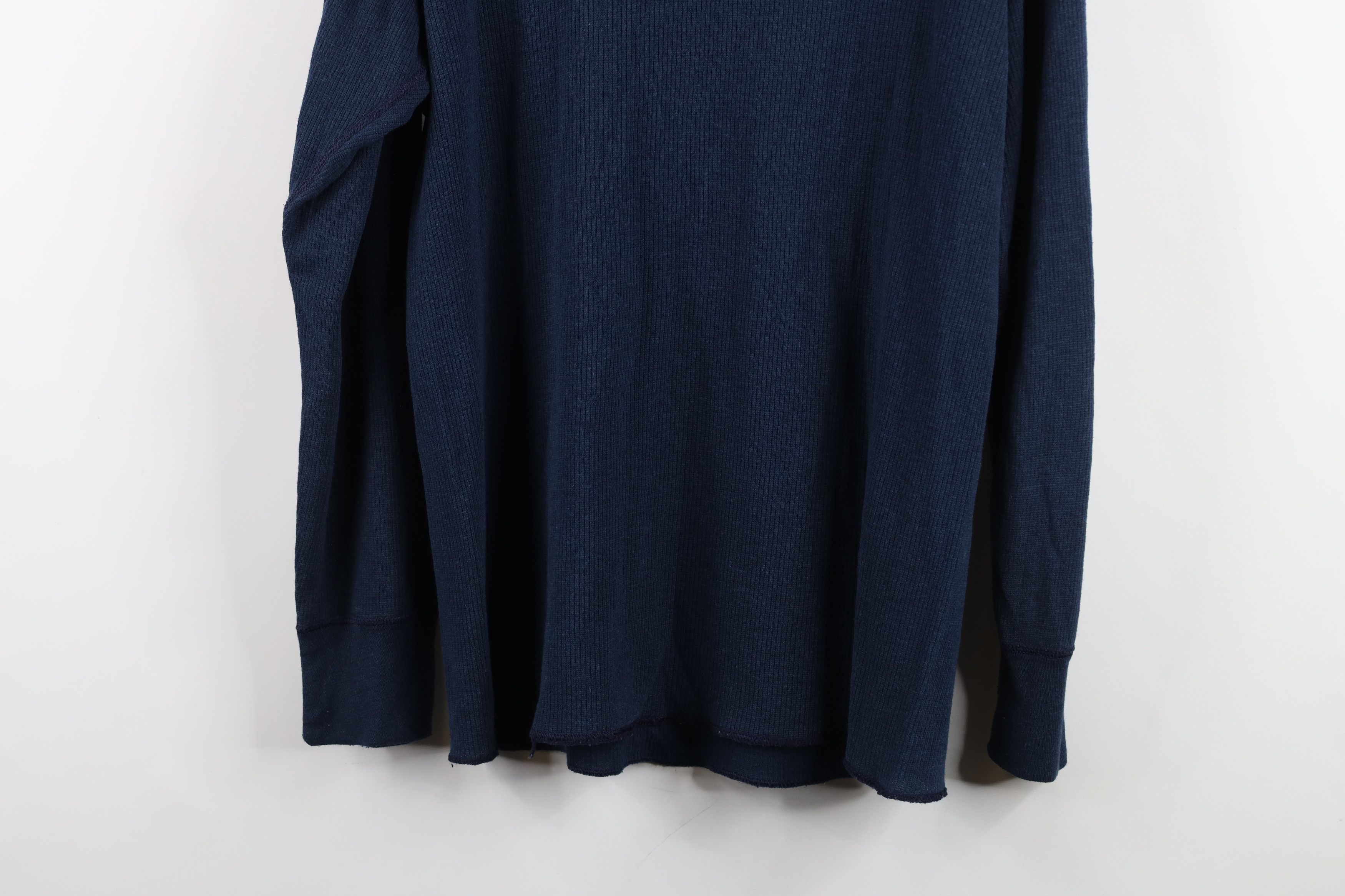 Vintage Vintage 90s Streetwear Thin Thermal Waffle Knit T-Shirt USA Size US L / EU 52-54 / 3 - 11 Thumbnail