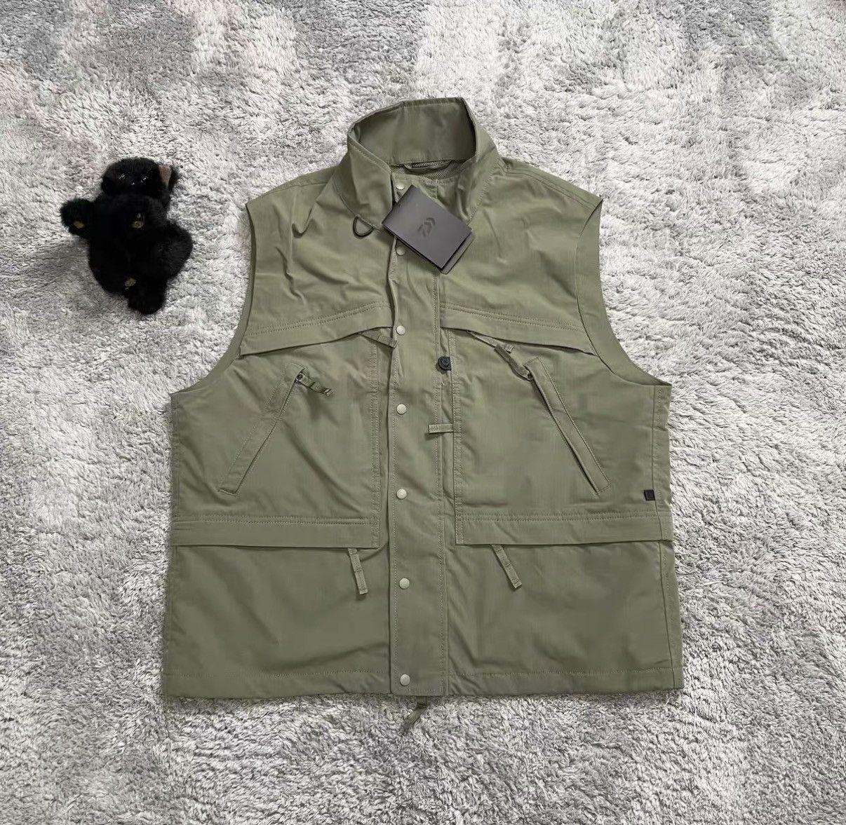 DAIWA PIER39 Daiwa Pier39 Gore-Tex Infinium Field Down Vest | Grailed