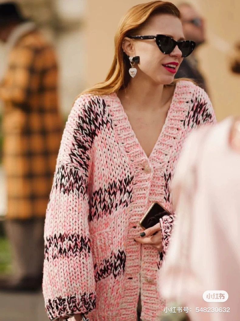 Chanel Chanel 20S Roof Series Pink and Black Cardigan coat Size S / US 4 / IT 40 - 7 Thumbnail