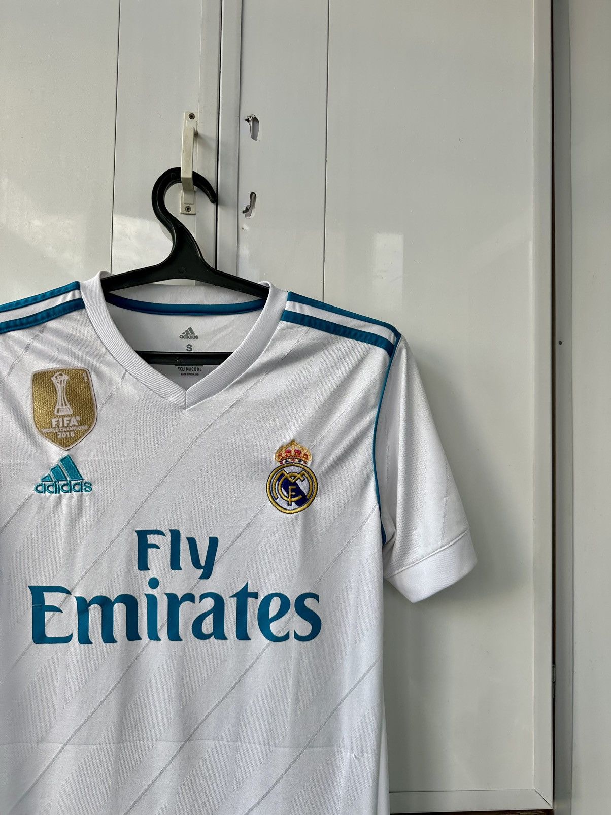 Adidas Real Madrid 2016/2017 Ronaldo Adidas Jersey Size US M / EU 48-50 / 2 - 5 Thumbnail